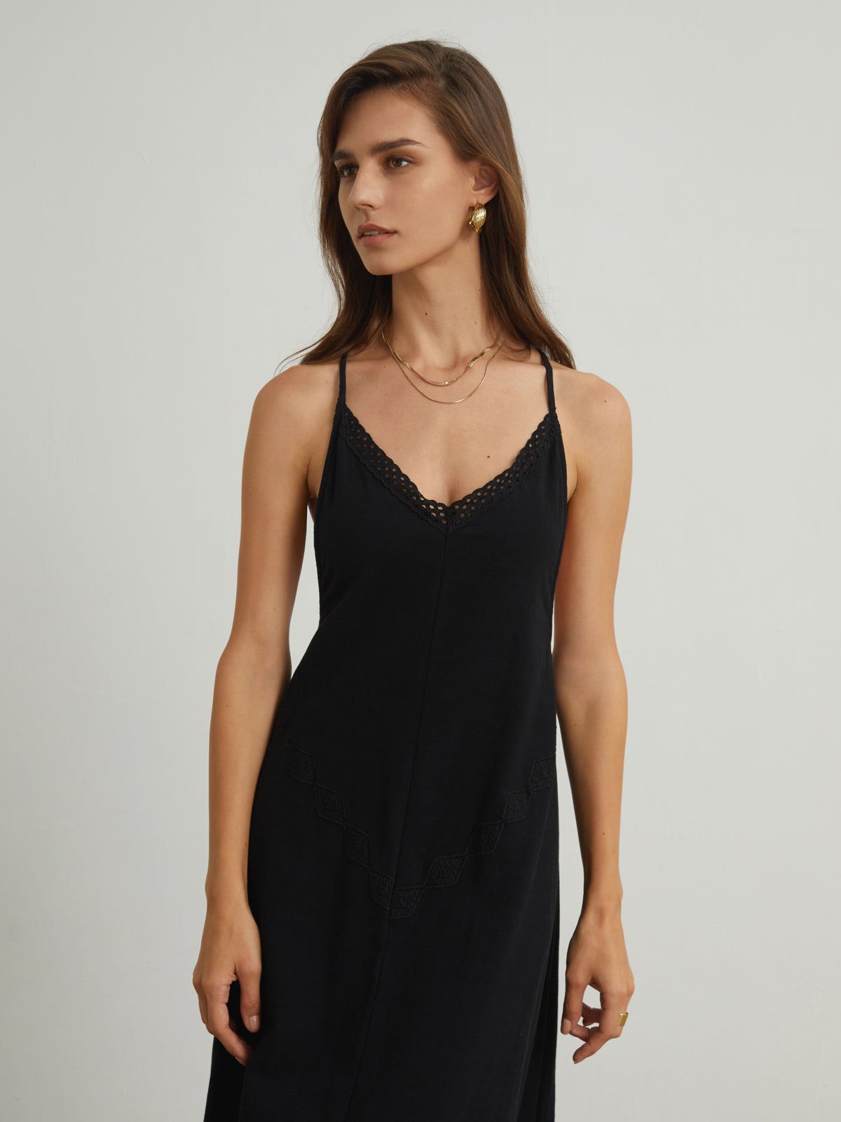 Eyelet Trim Open Back Midi Dress sold by COMMENSE product image thumbnail 2