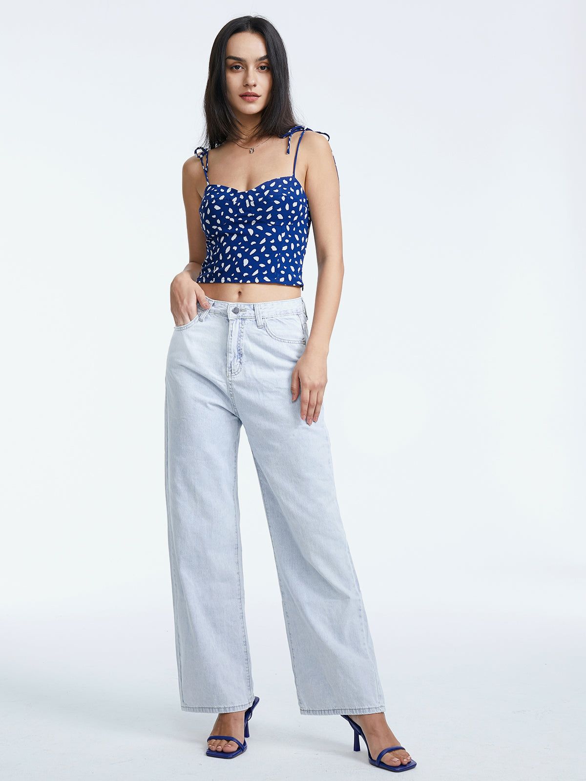 Petals Cropped Tank Top sold by COMMENSE product image thumbnail 4