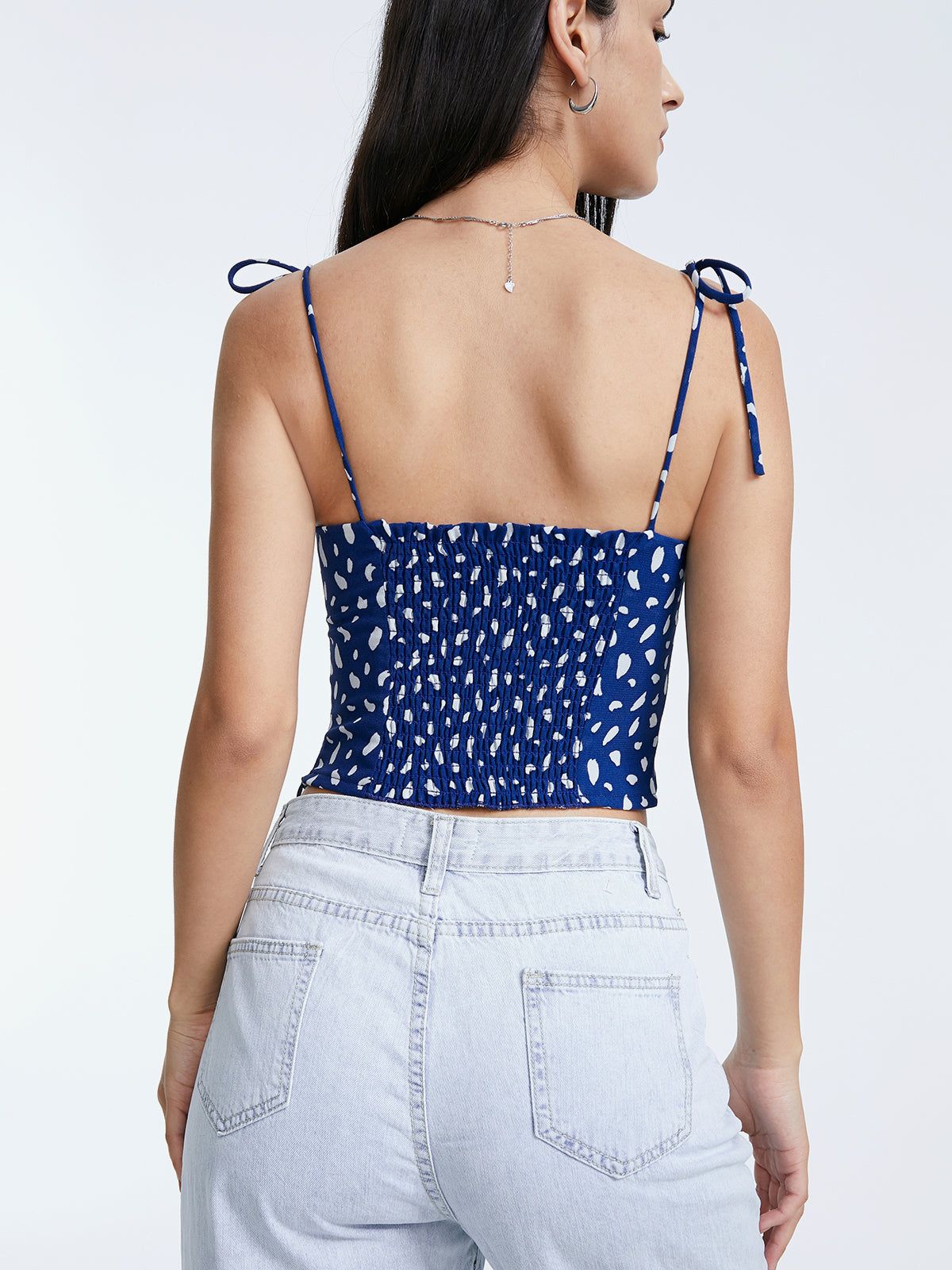 Petals Cropped Tank Top sold by COMMENSE product image thumbnail 5