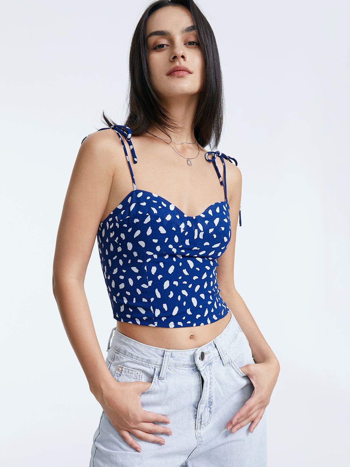 Petals Cropped Tank Top sold by COMMENSE product image thumbnail 2