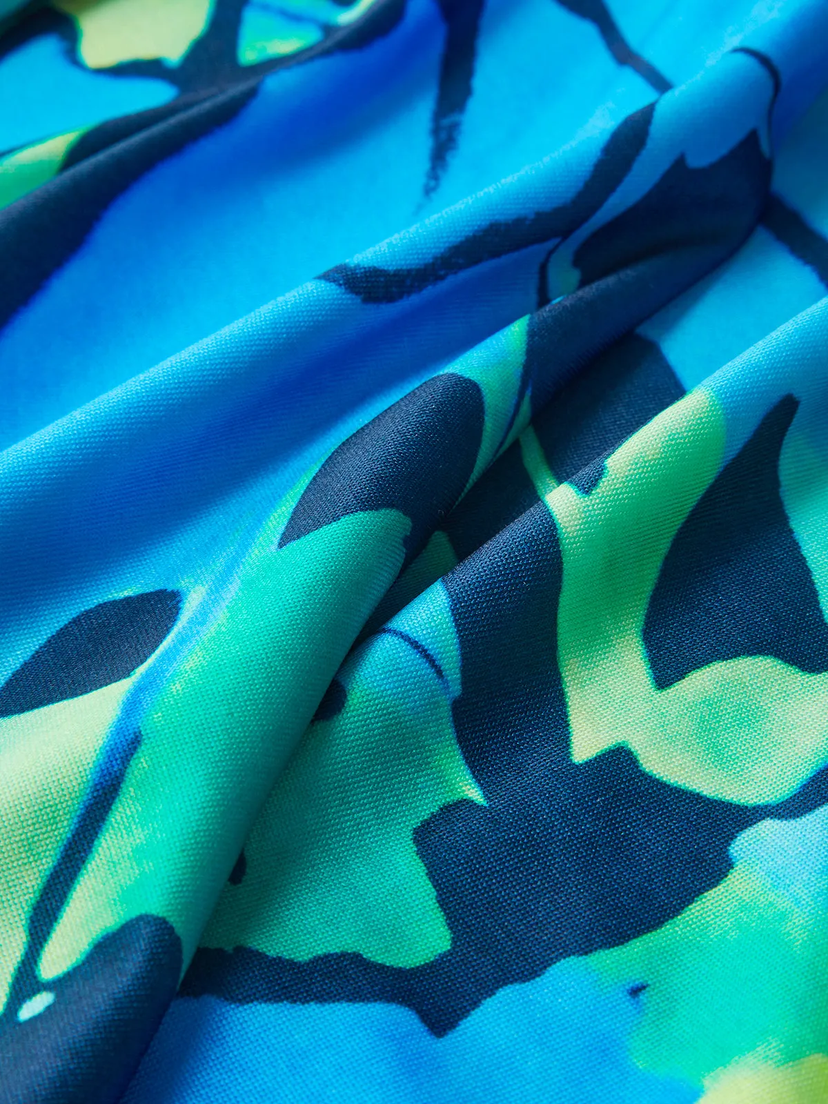 Drawstring Skinny Print Backless Dress sold by COMMENSE product image thumbnail 4