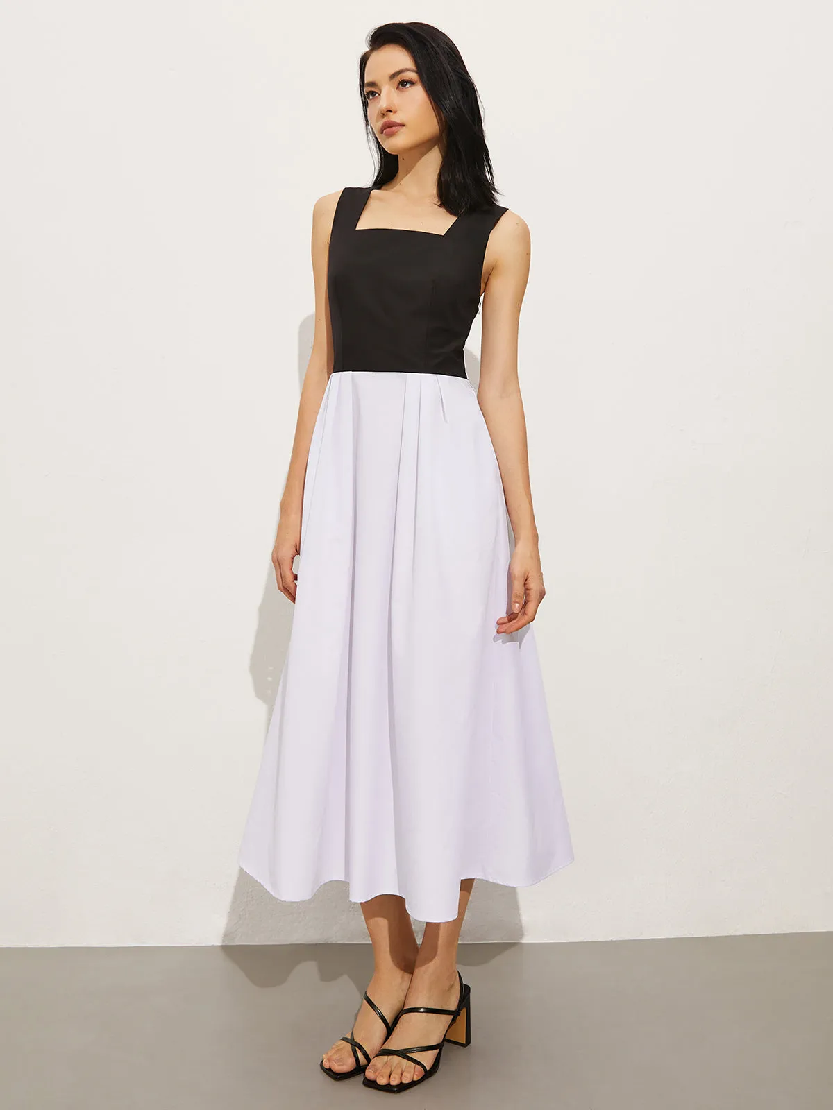 Square Neck Criss Cross Dress sold by COMMENSE product image thumbnail 3