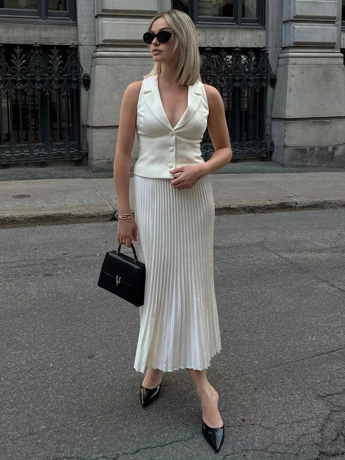 Tailored Waistcoat With Solid Pleated Skirt Set sold by COMMENSE product image thumbnail 2