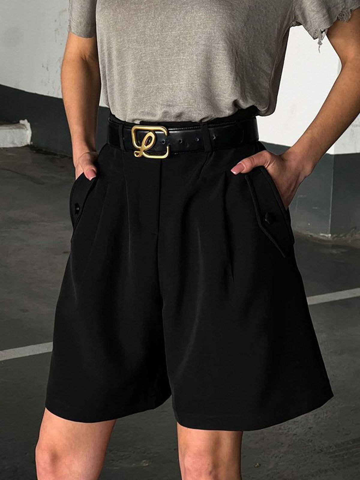 Minimalist Pockets Shorts sold by COMMENSE product image thumbnail 4