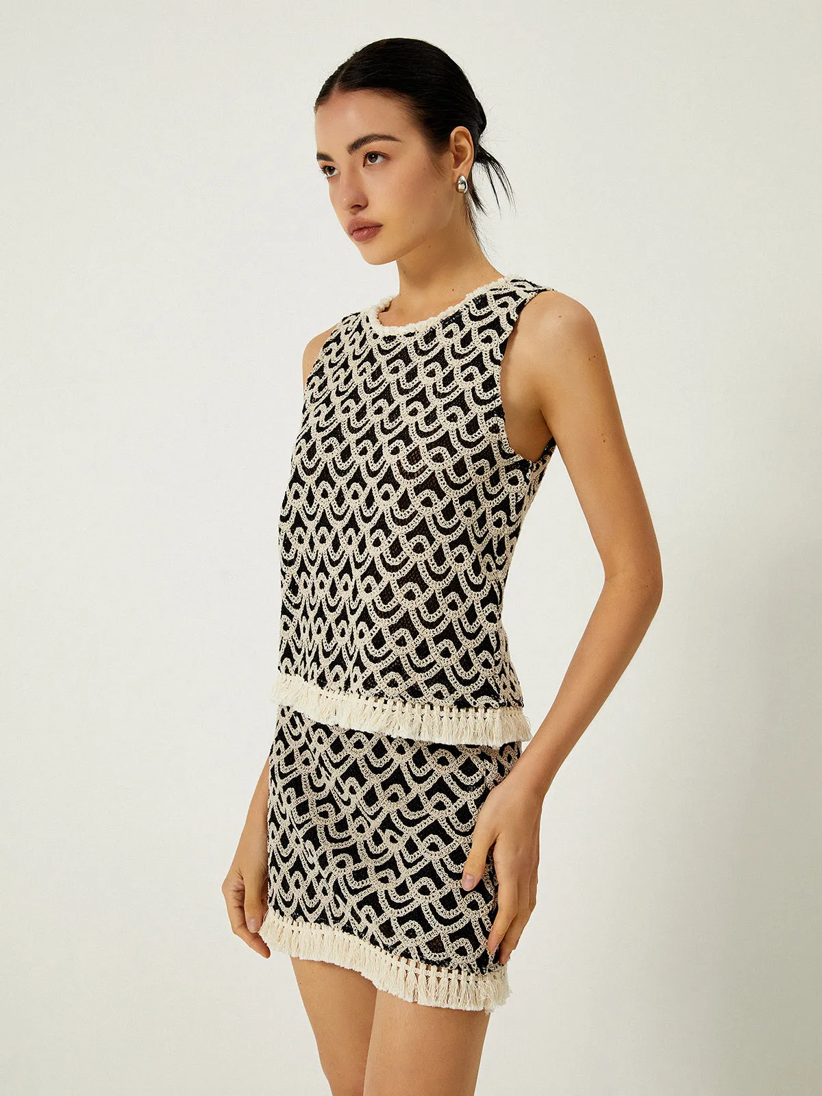 Crochet Wave Pattern Tassel Decor Tank Top sold by COMMENSE product image thumbnail 5