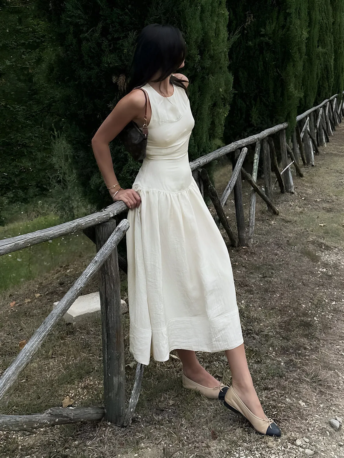 Minimalism Tank Midi Dress sold by COMMENSE product image thumbnail 4