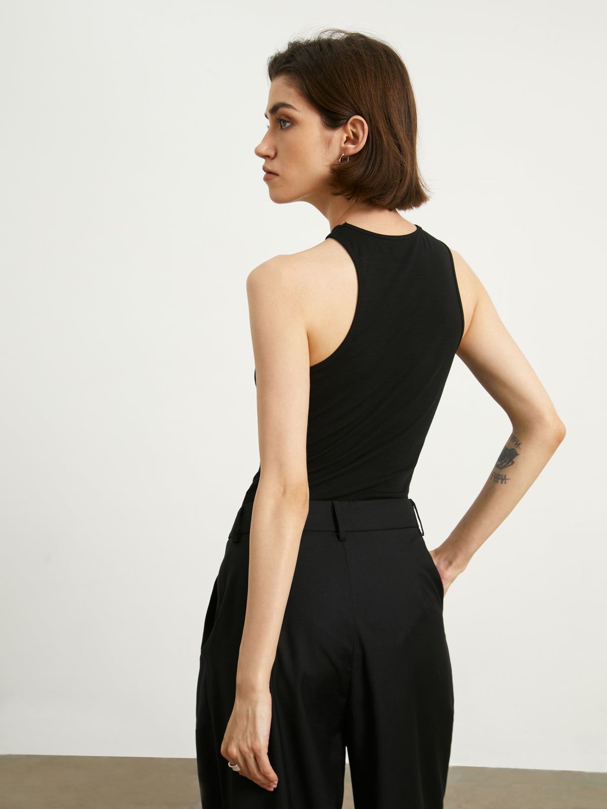 Basic Asymmetrical Bodysuit sold by COMMENSE product image thumbnail 3