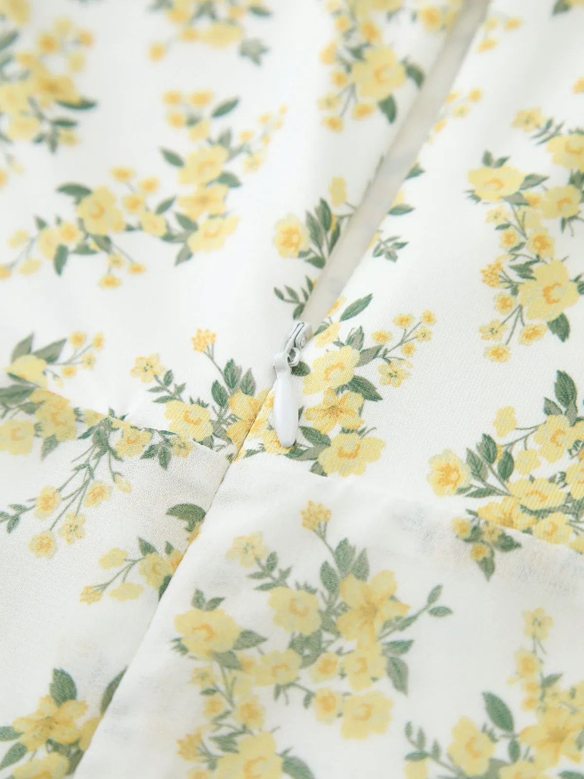 Boho Multi Floral Halter Midi Dress sold by COMMENSE product image thumbnail 3