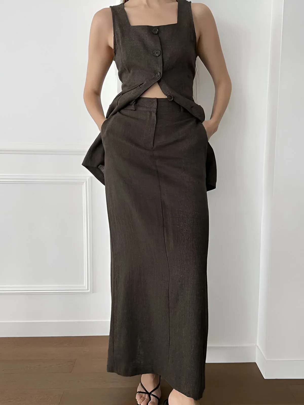 Split Button Tank Top With Pockets Skirt Set sold by COMMENSE product image thumbnail 2