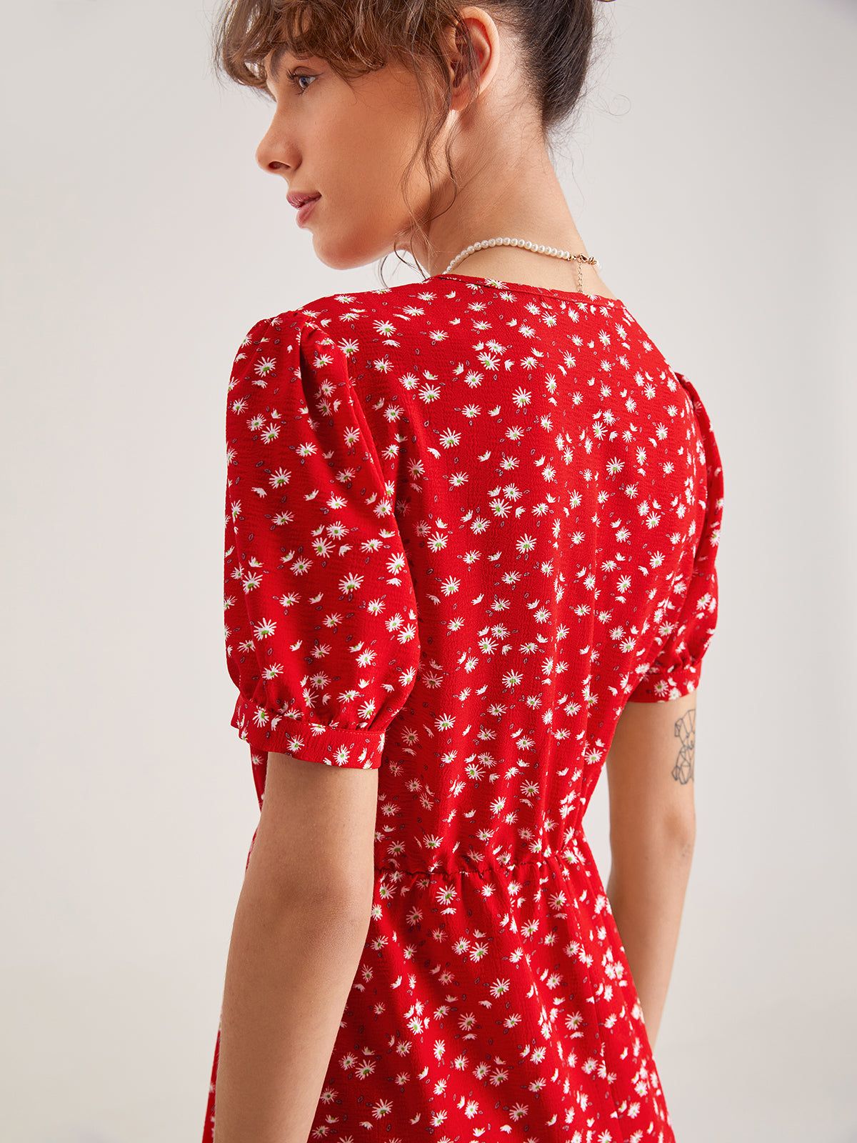 Sweetheart Floral V-Neck Ruffle Dress sold by COMMENSE product image thumbnail 4
