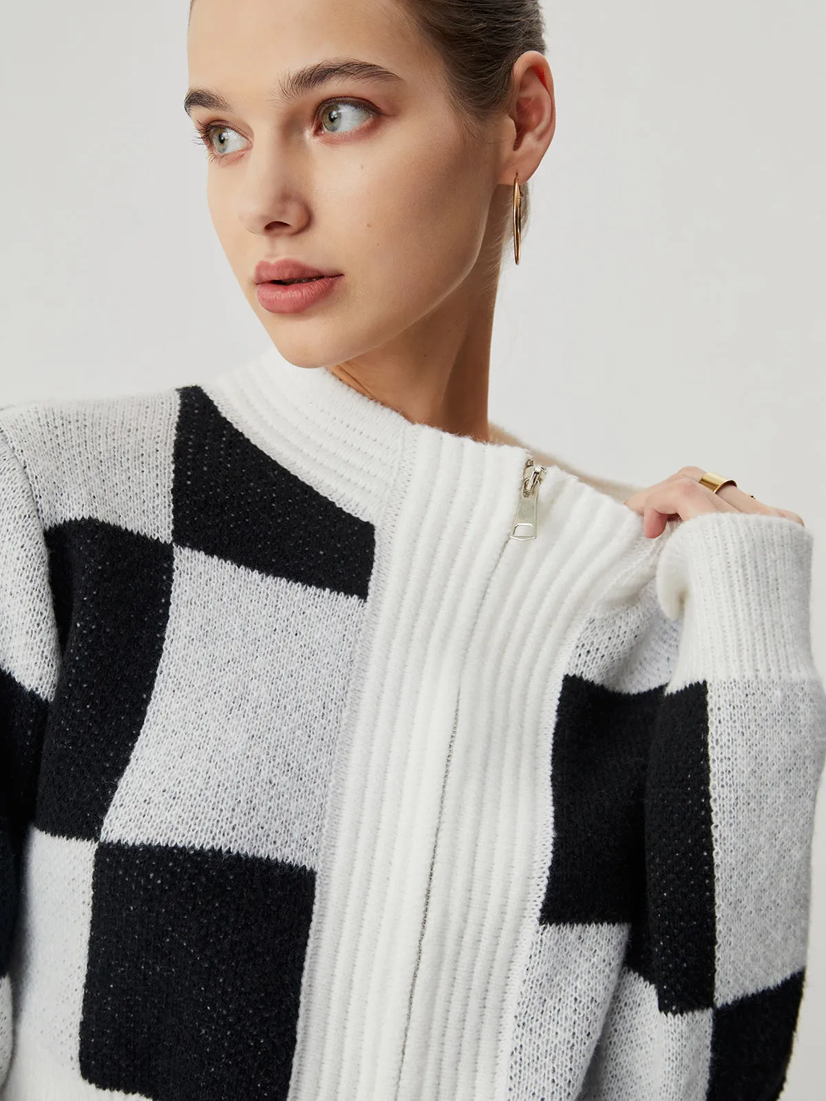 Knit Colorblock Checkered Zippered Cardigan sold by COMMENSE product image thumbnail 5