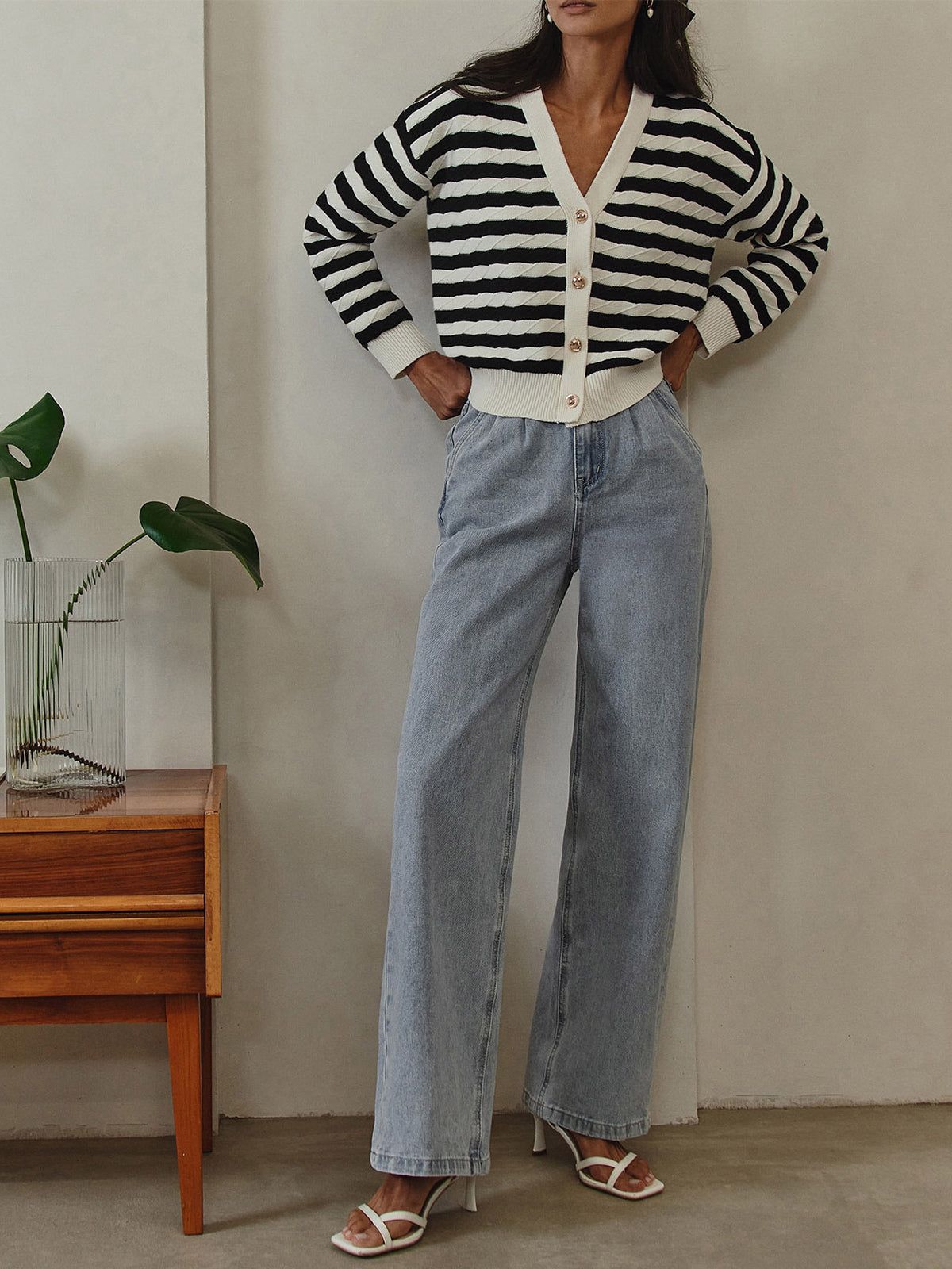 Textured Stripe Cardigan sold by COMMENSE product image thumbnail 3