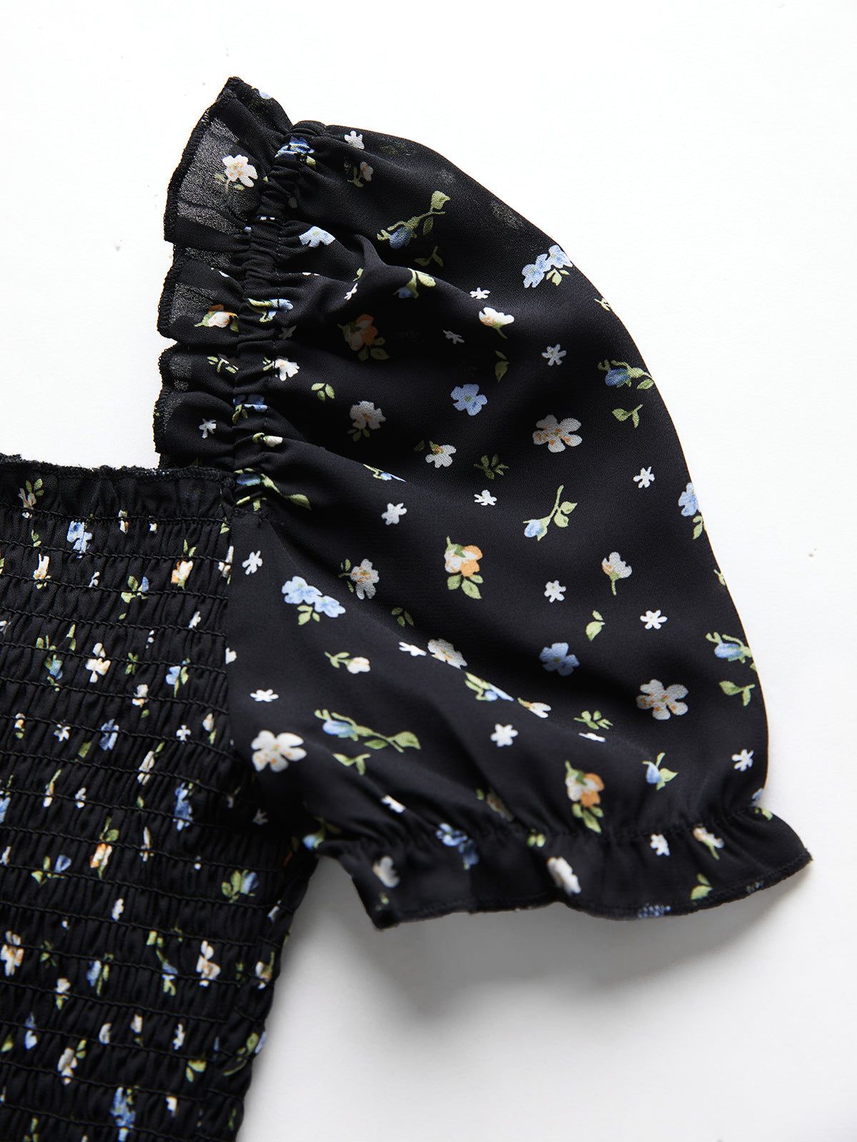 Botanical Puff Sleeve Shirt sold by COMMENSE product image thumbnail 3