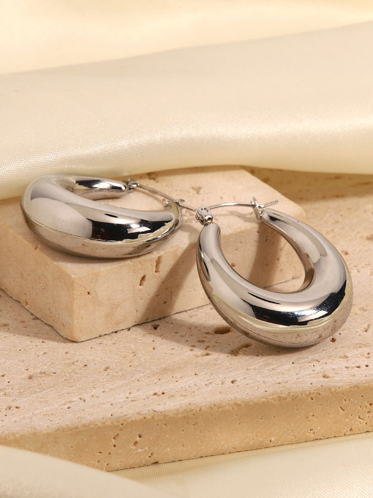 Silver Loop Earrings sold by COMMENSE product image thumbnail 2