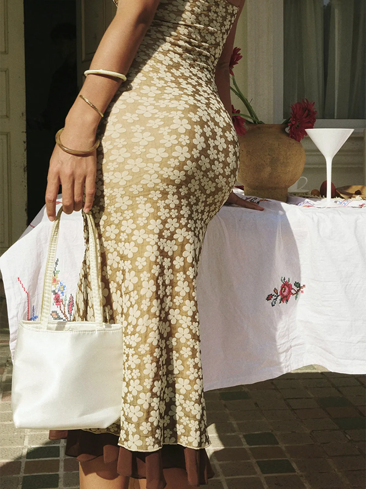 Floral Low Cut Ruffle Midi Dress sold by COMMENSE product image thumbnail 4