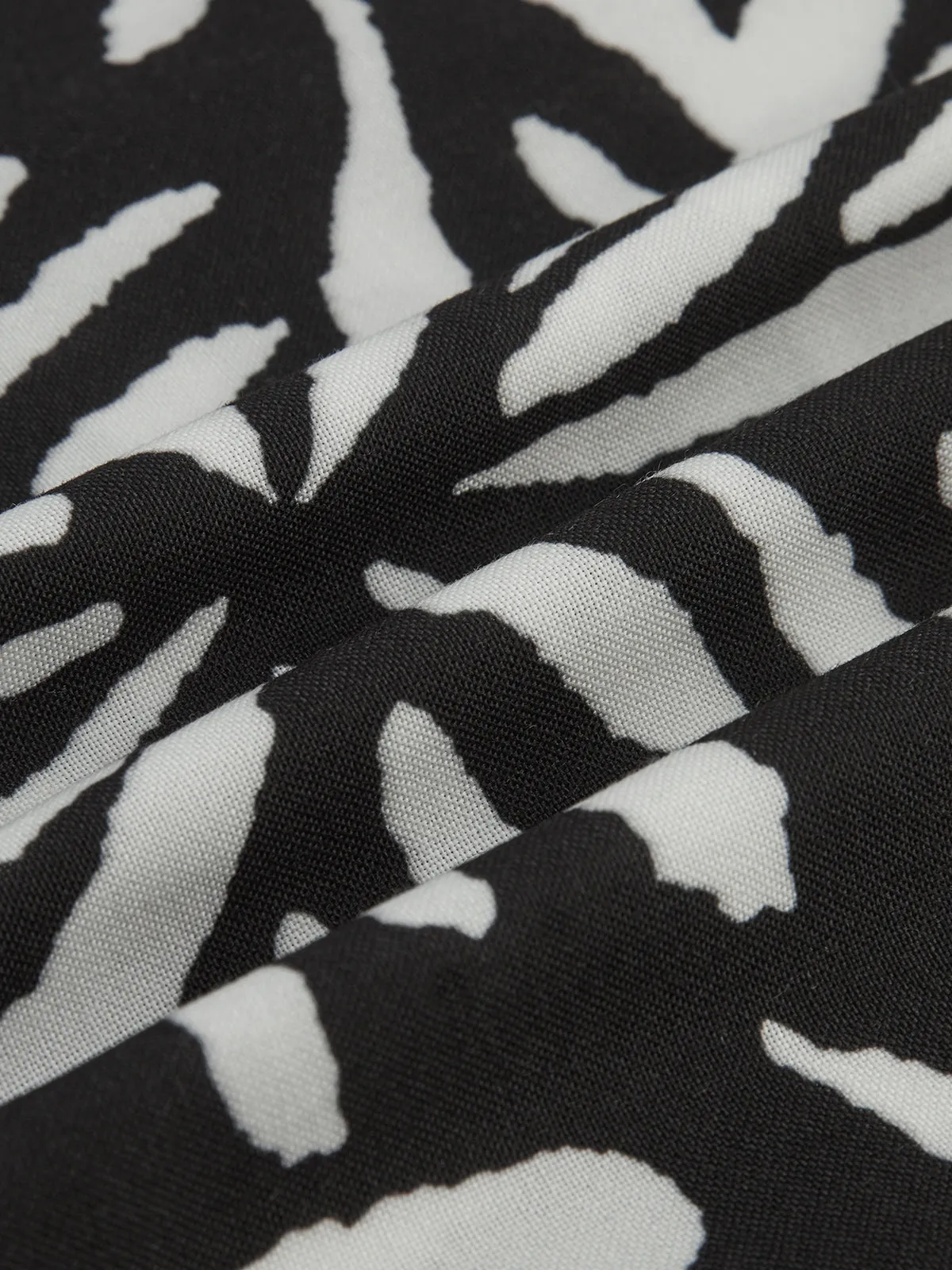 Print Twist Cami Long Dress sold by COMMENSE product image thumbnail 3