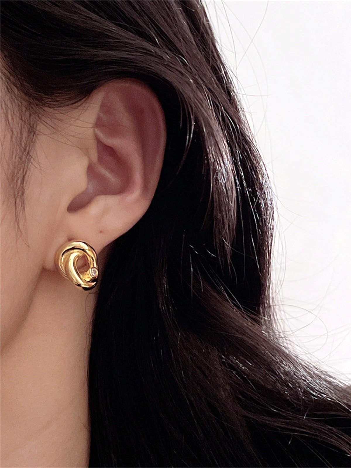 Diamante Criss Cross Earrings sold by COMMENSE product image thumbnail 3