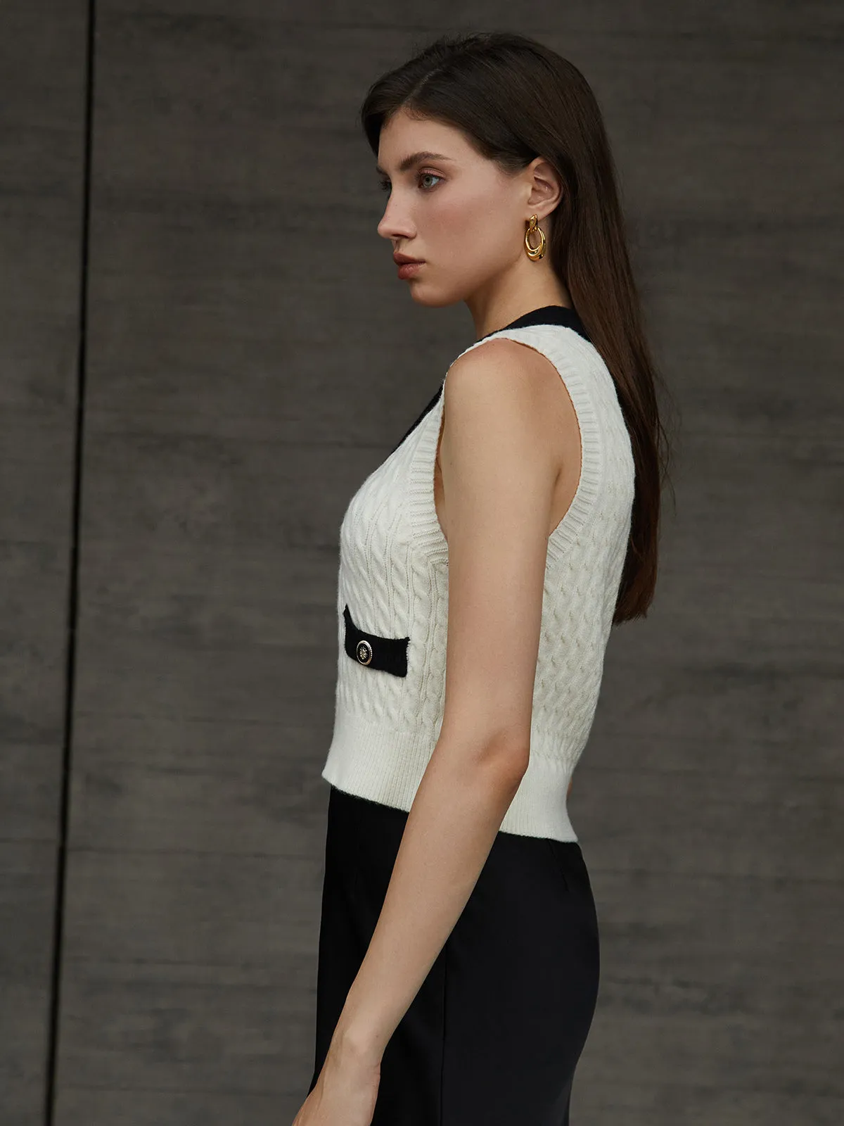 Contrast Binding Textured Sweater Vest sold by COMMENSE product image thumbnail 4