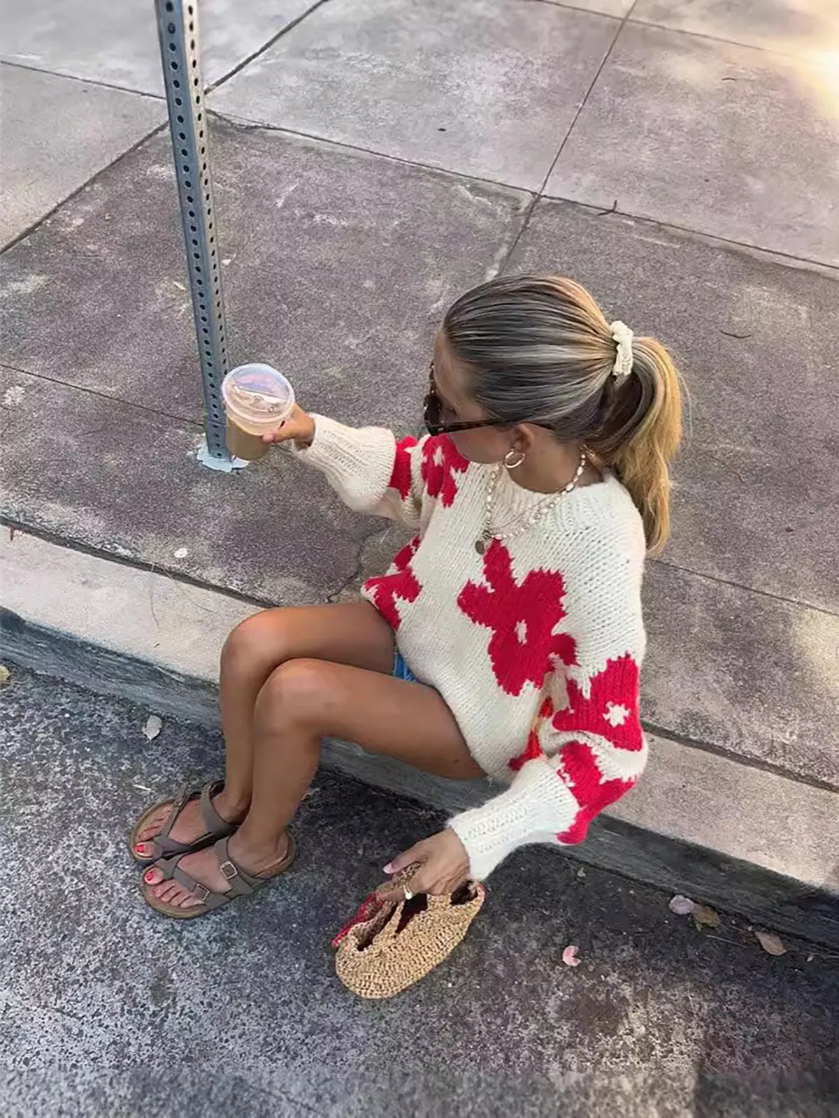 Crew Neck Flower Mechanism Knitting Top sold by COMMENSE product image thumbnail 2