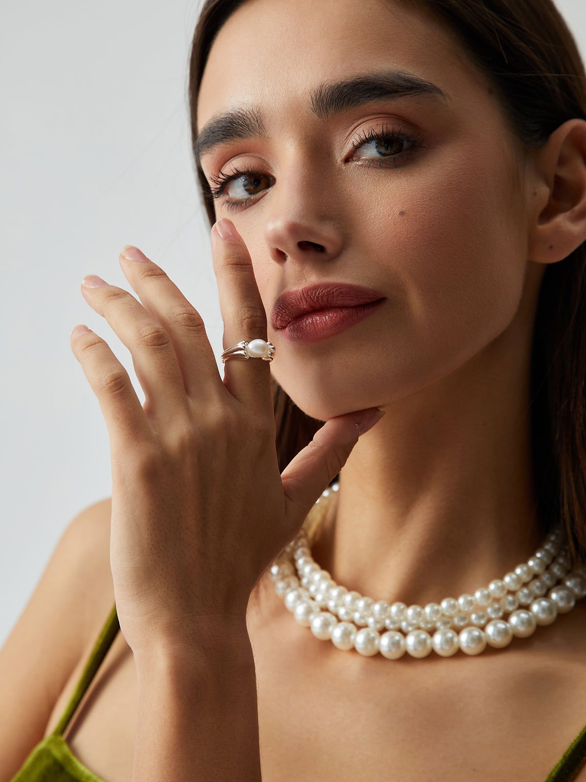 Elegant Embellished Pearl Ring sold by COMMENSE product image thumbnail 5