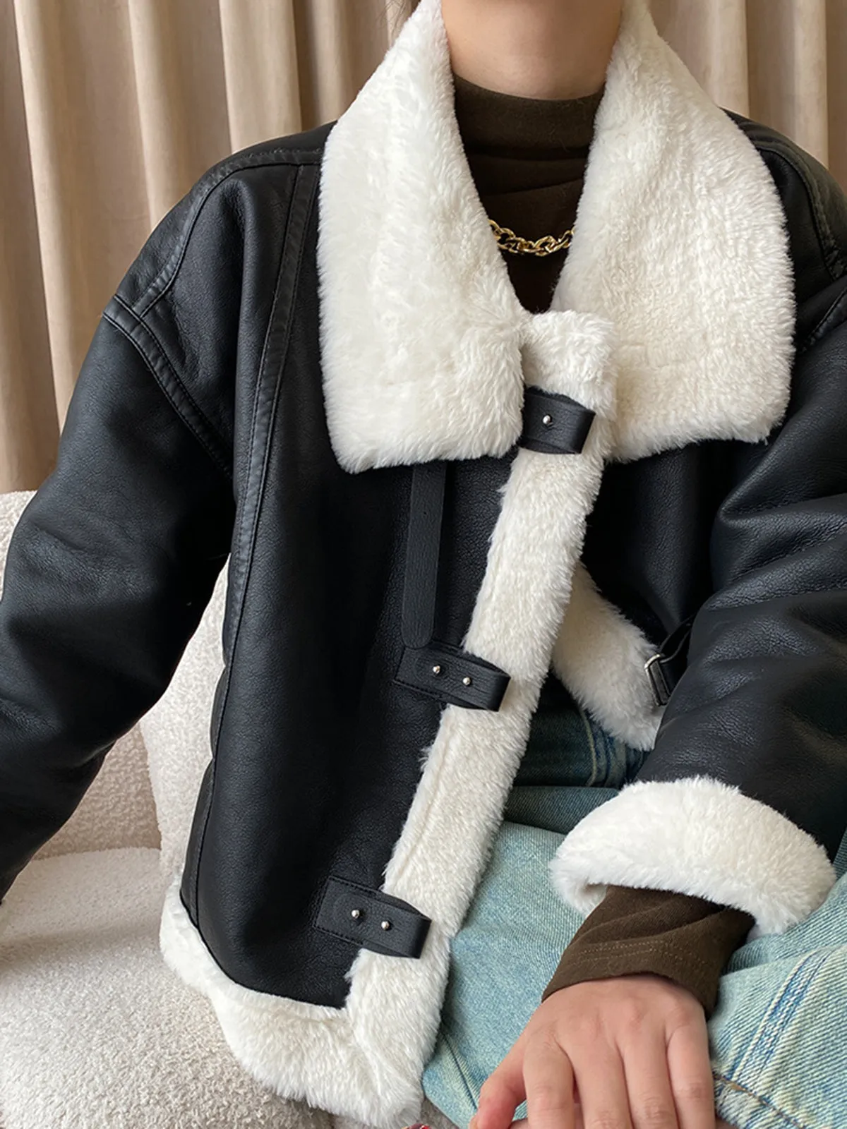 Patchwork Sherpa Lined Shearling Leather Jacket sold by COMMENSE product image thumbnail 5