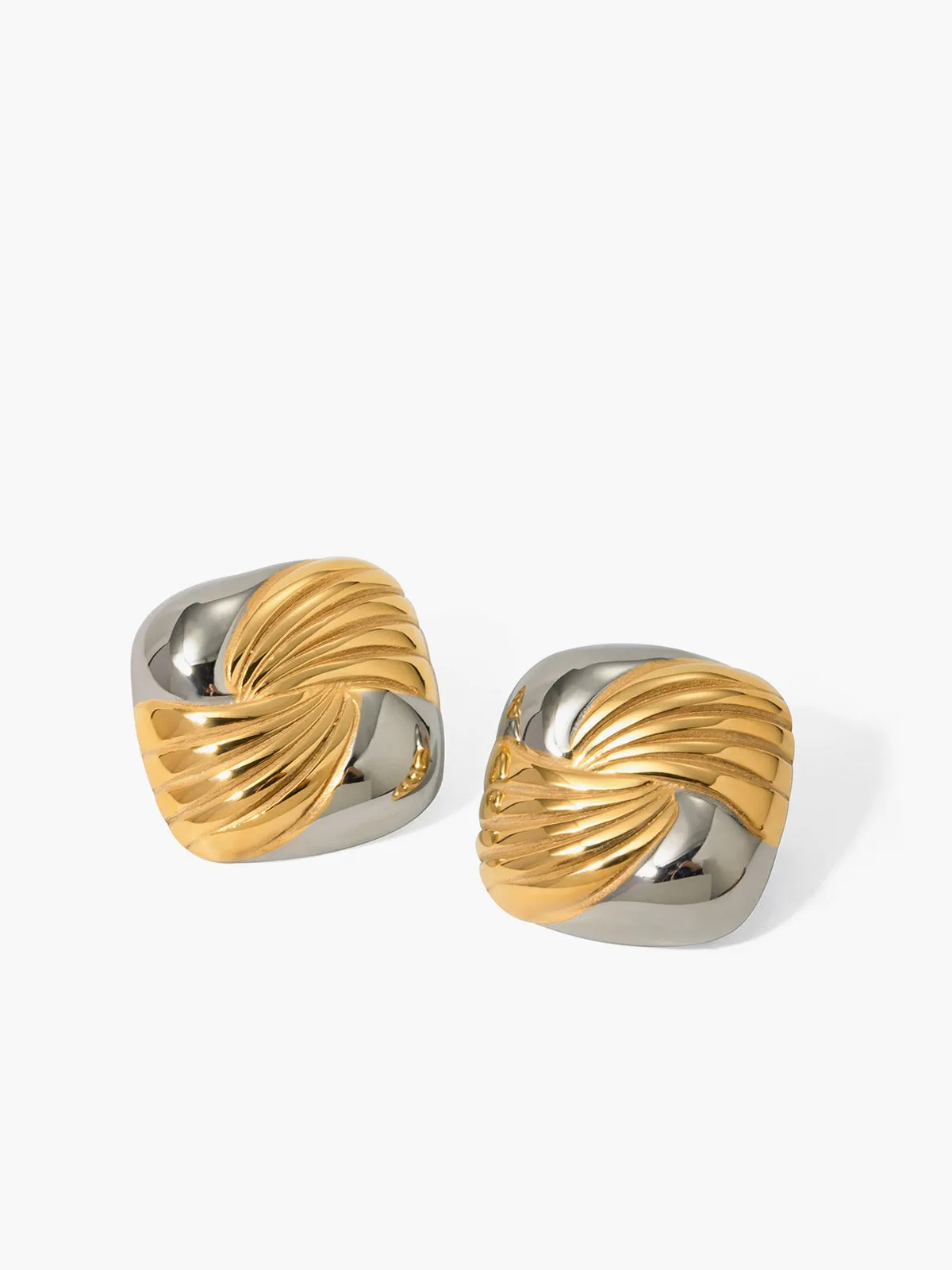 Two Tone Ripple Square Earrings sold by COMMENSE product image thumbnail 2