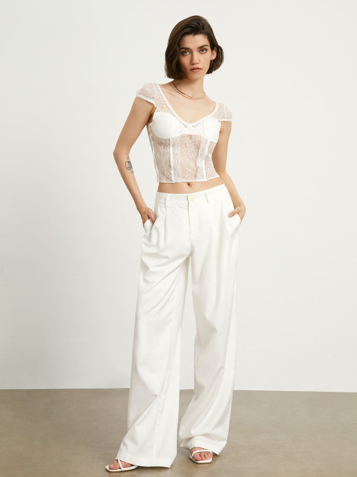 Cap Sleeve Floral Lace Crop Top sold by COMMENSE product image thumbnail 2