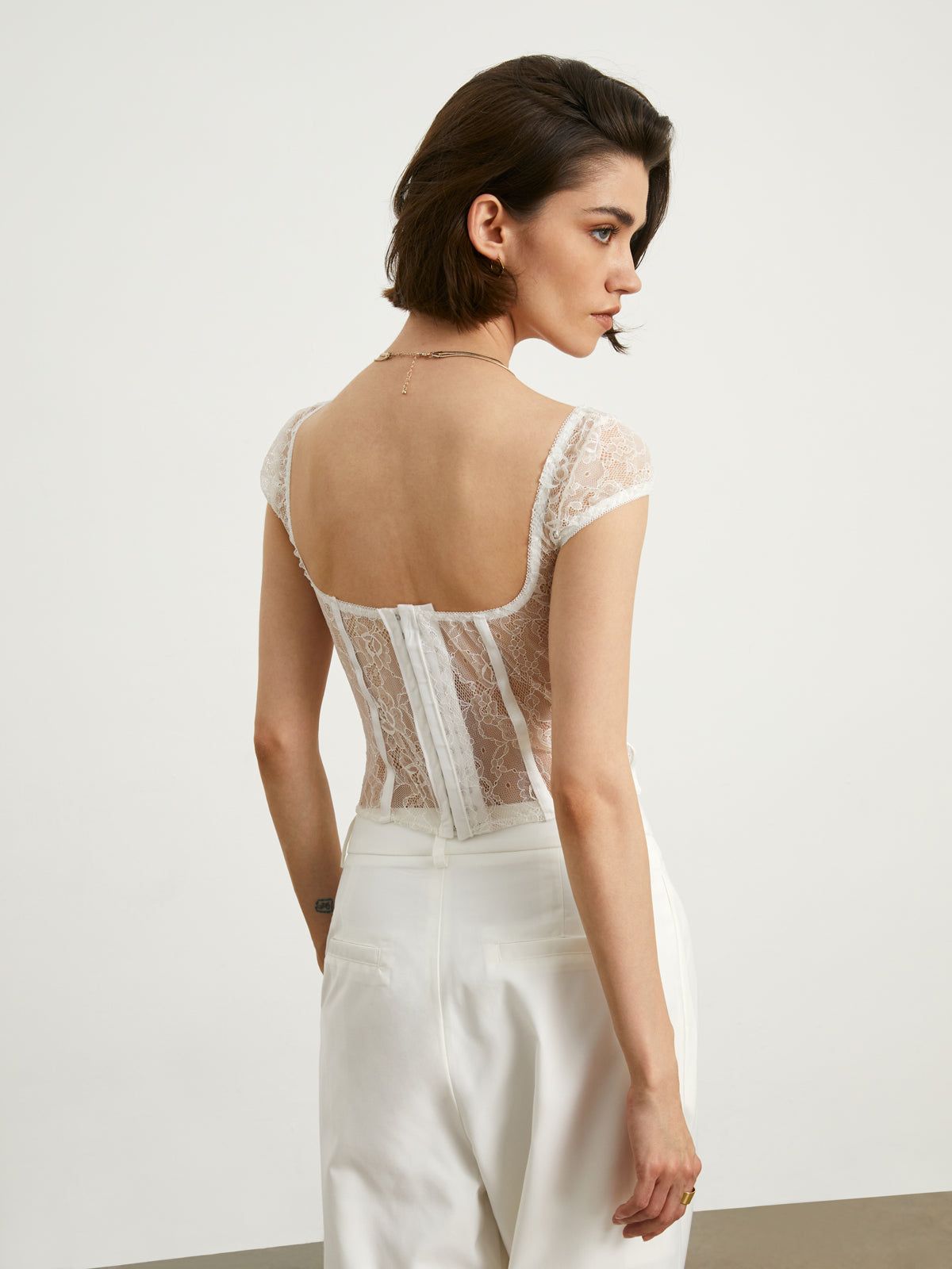 Cap Sleeve Floral Lace Crop Top sold by COMMENSE product image thumbnail 3