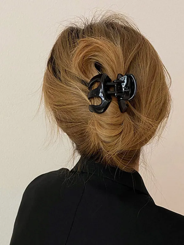 Marble Hair Claw sold by COMMENSE