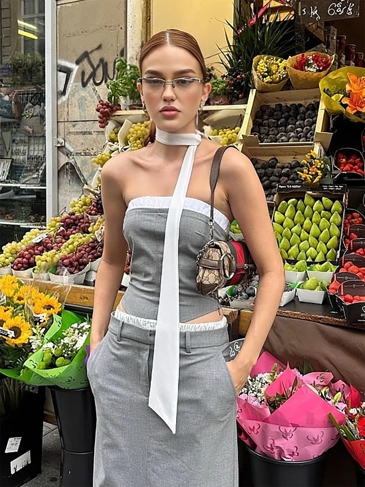 Contrast Binding Elastic Waist Backless Skirt Set sold by COMMENSE product image thumbnail 2