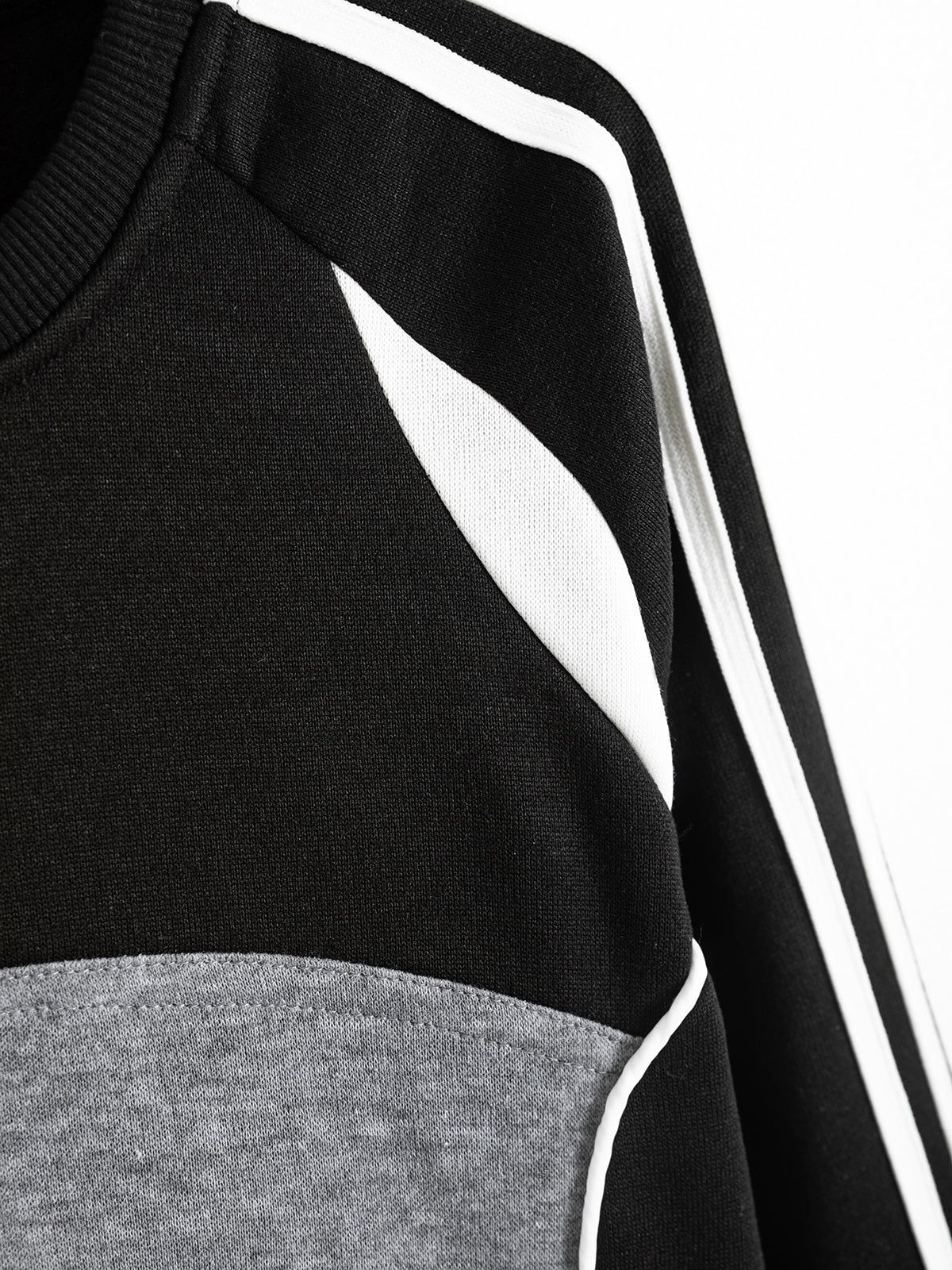Clueless Sweatshirt sold by COMMENSE product image thumbnail 4