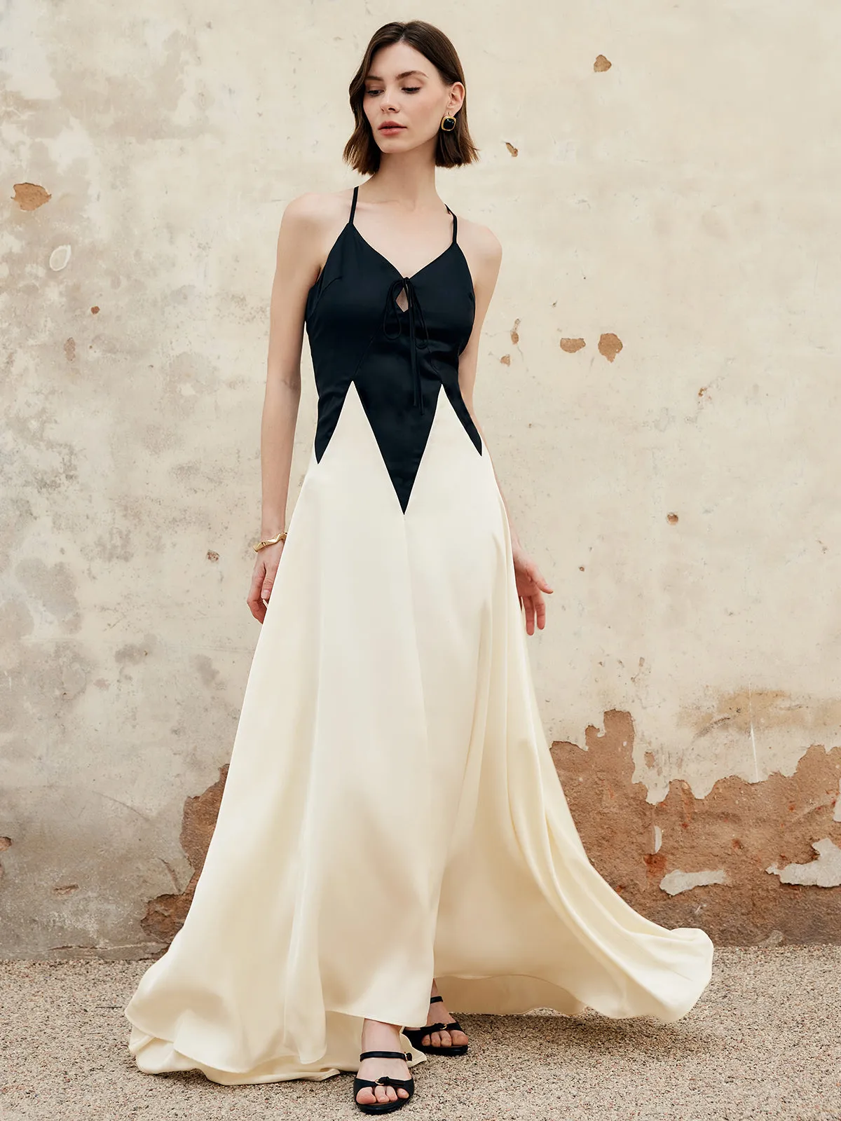 Color Block Pleated Cutout Cami Long Dress sold by COMMENSE product image thumbnail 2