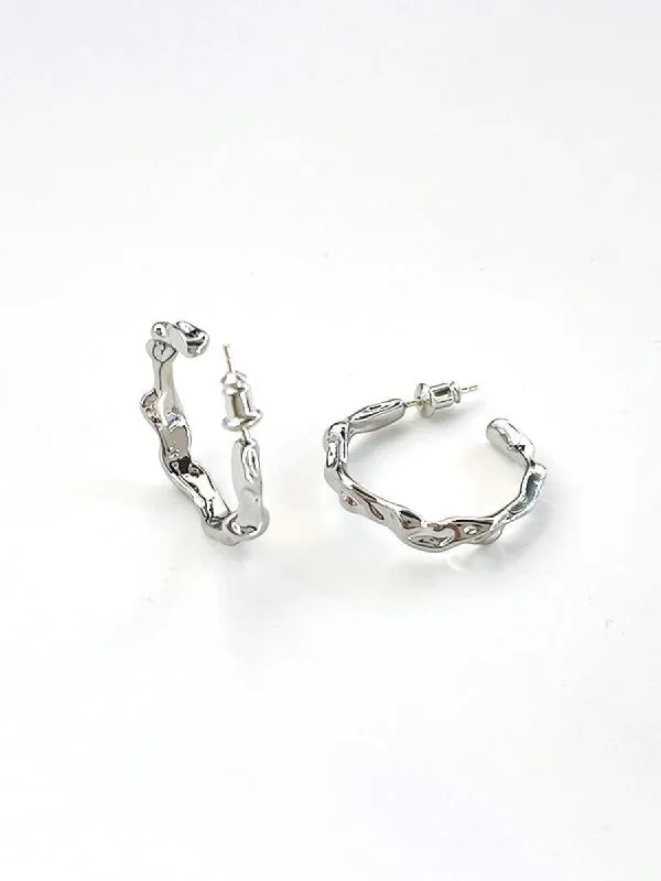 Coastal Allure Earrings made by COMMENSE