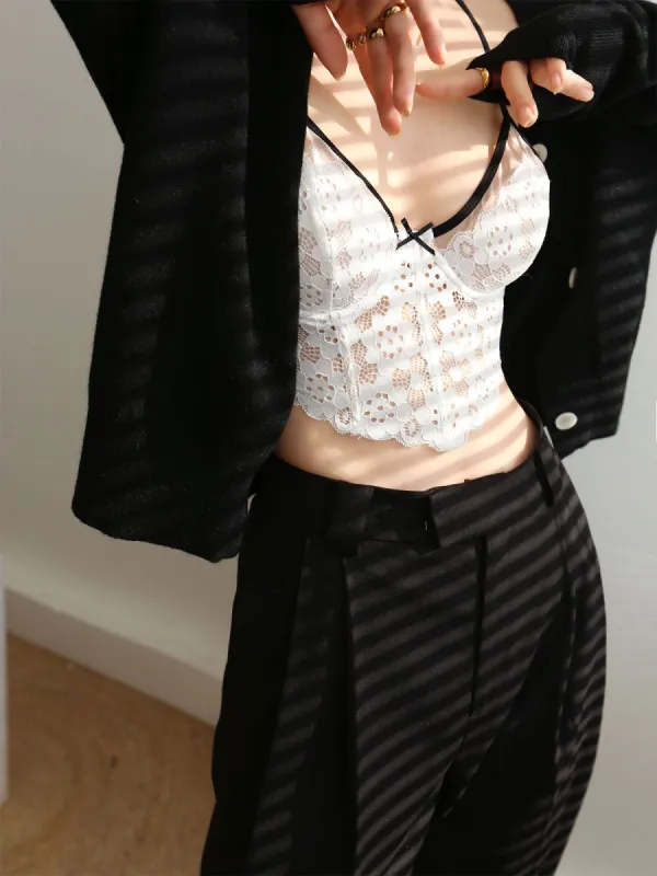 Contrast Trim Floral Lace Corset Crop Top sold by COMMENSE
