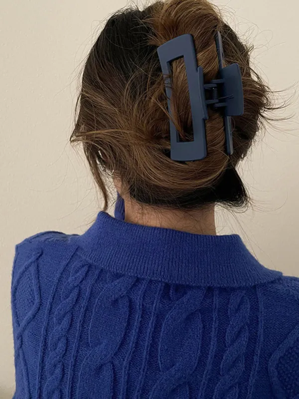 Square Hair Claw sold by COMMENSE