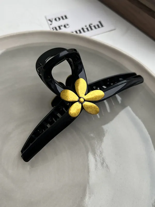 Daisy Hair Claw sold by COMMENSE