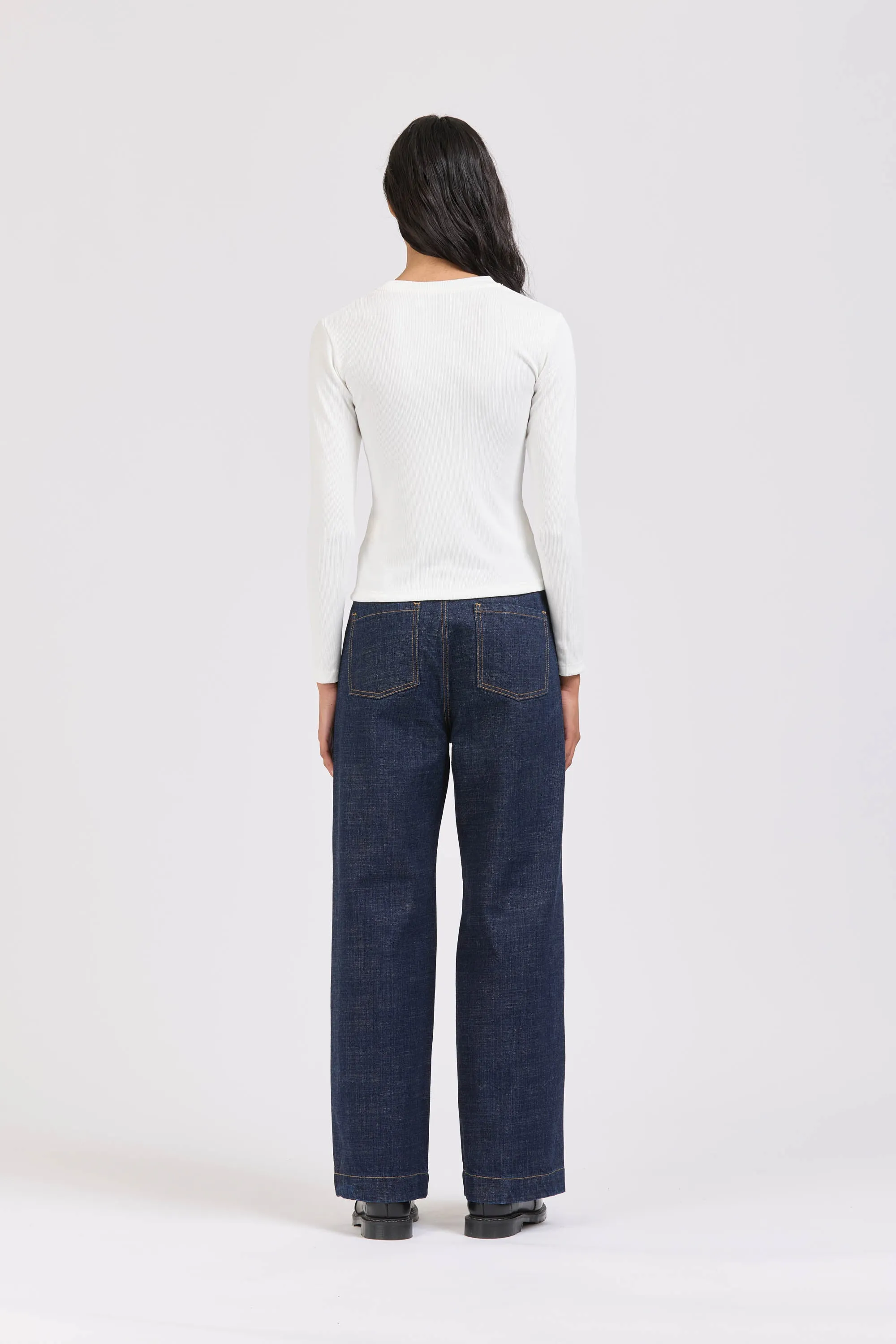 Base Long Sleeve, White sold by Handsom product image thumbnail 4