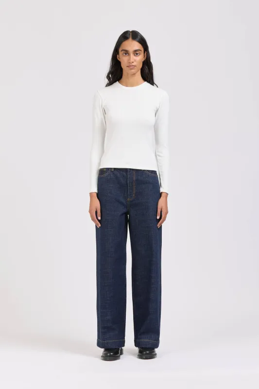 Base Long Sleeve, White sold by Handsom