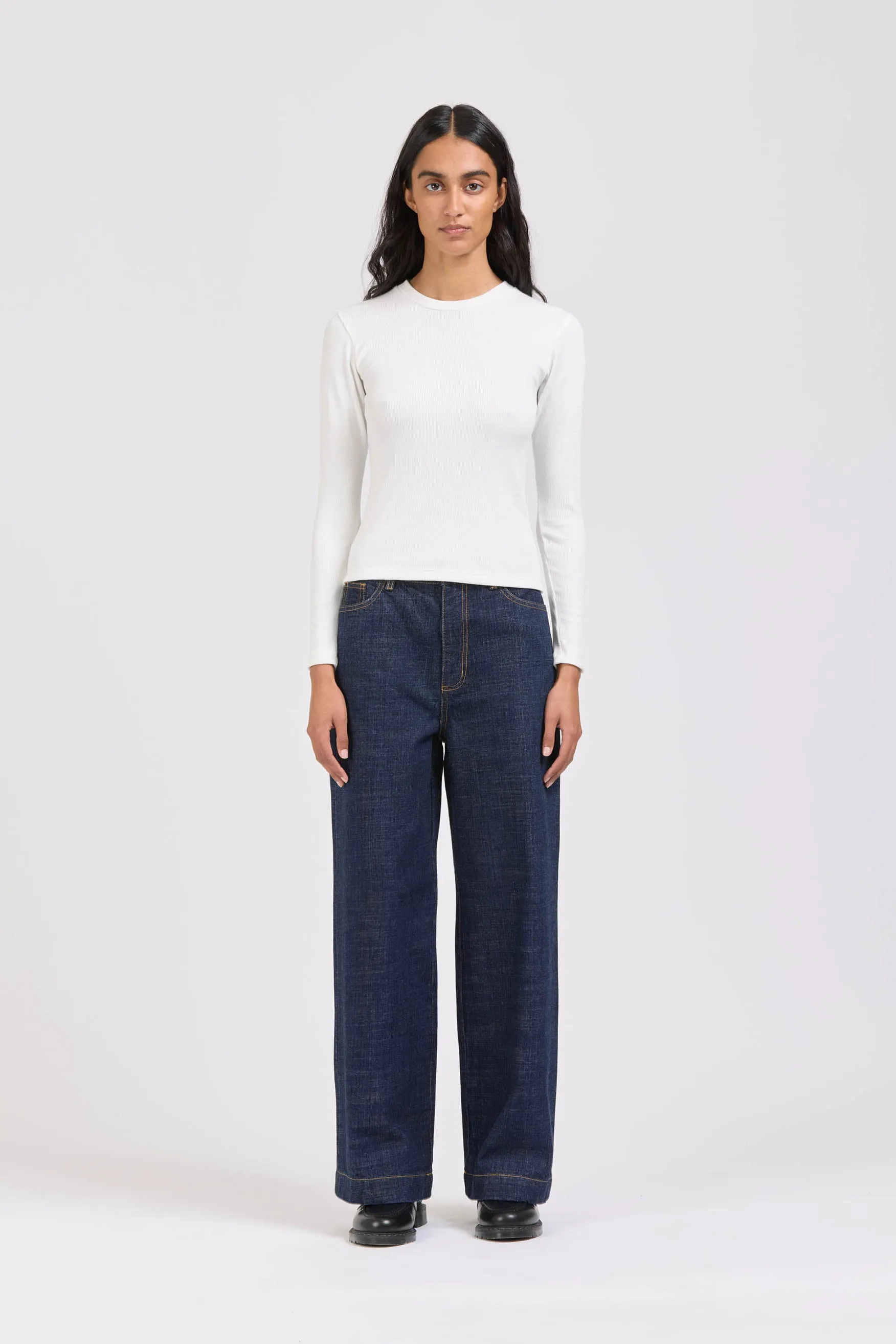 Base Long Sleeve, White sold by Handsom