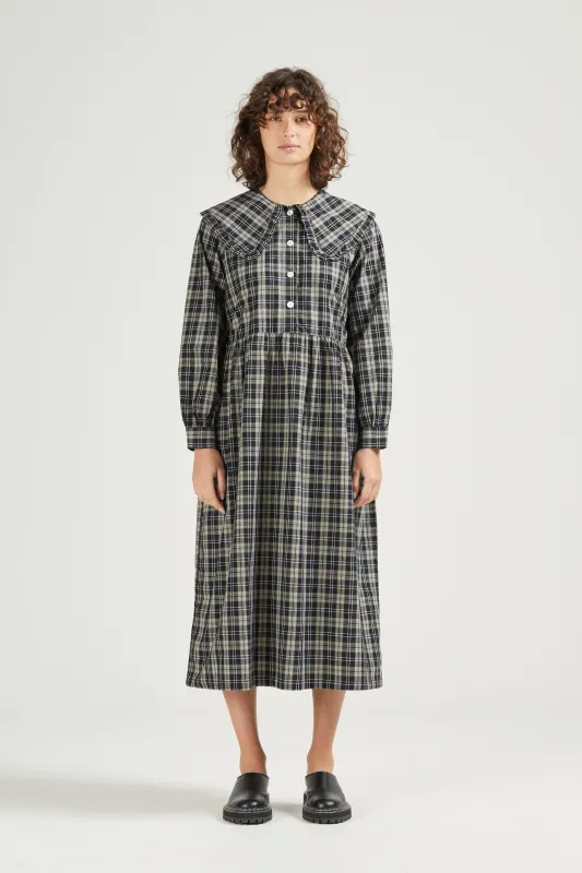 Big Frill Midi, Plaid Check, Black sold by Handsom