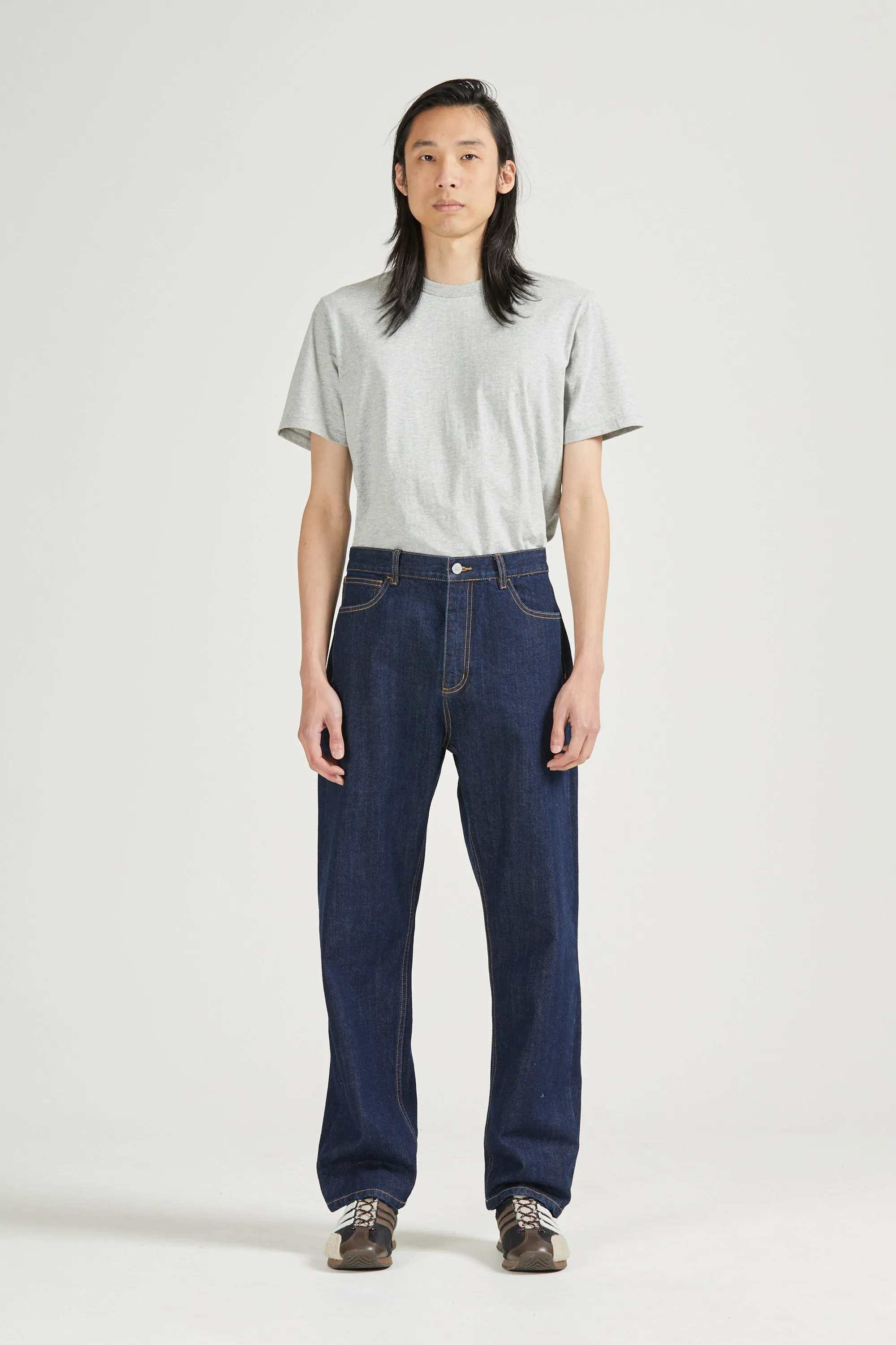 Standard Jean, Indigo sold by Handsom