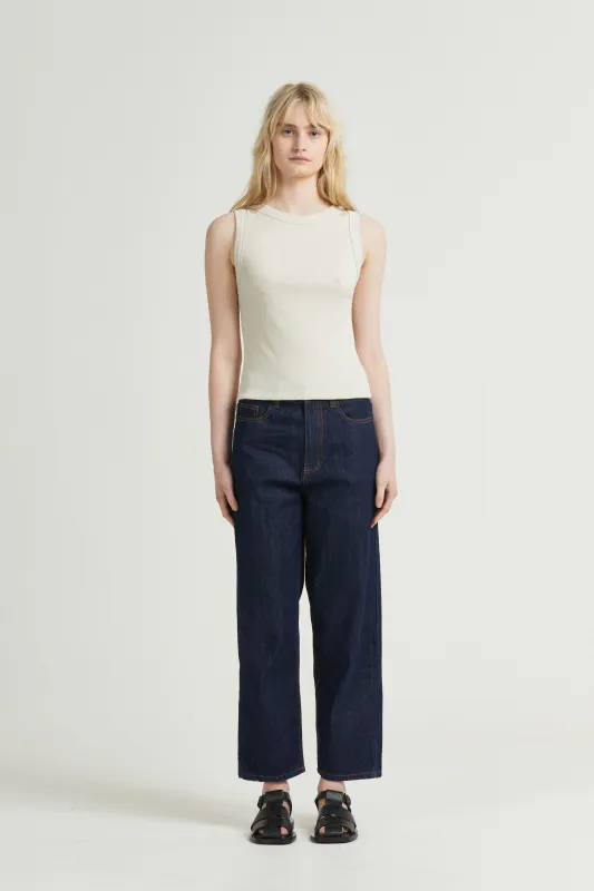 Sleeveless Boat Neck, Fog sold by Handsom