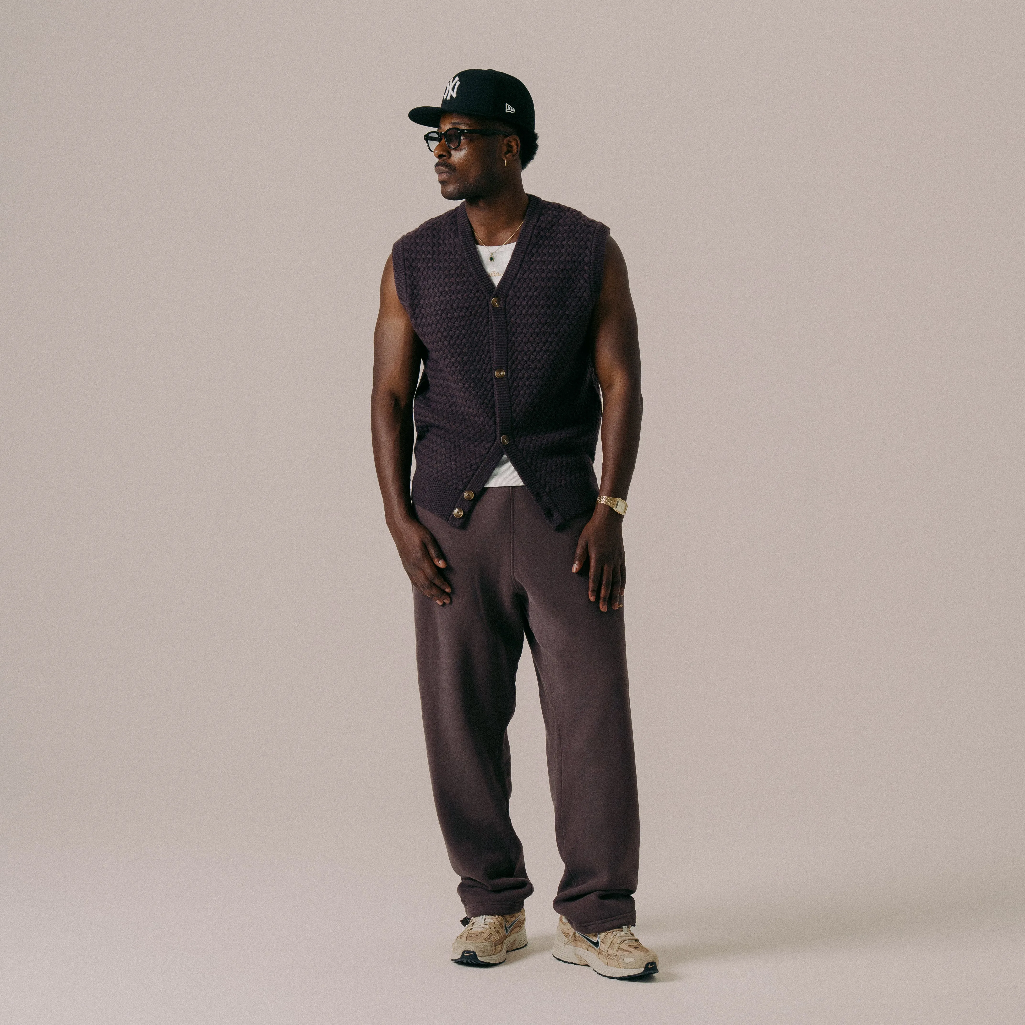 BLKVIS SCRIPT CABLE KNIT VEST - RAISIN sold by BLKVIS product image thumbnail 5