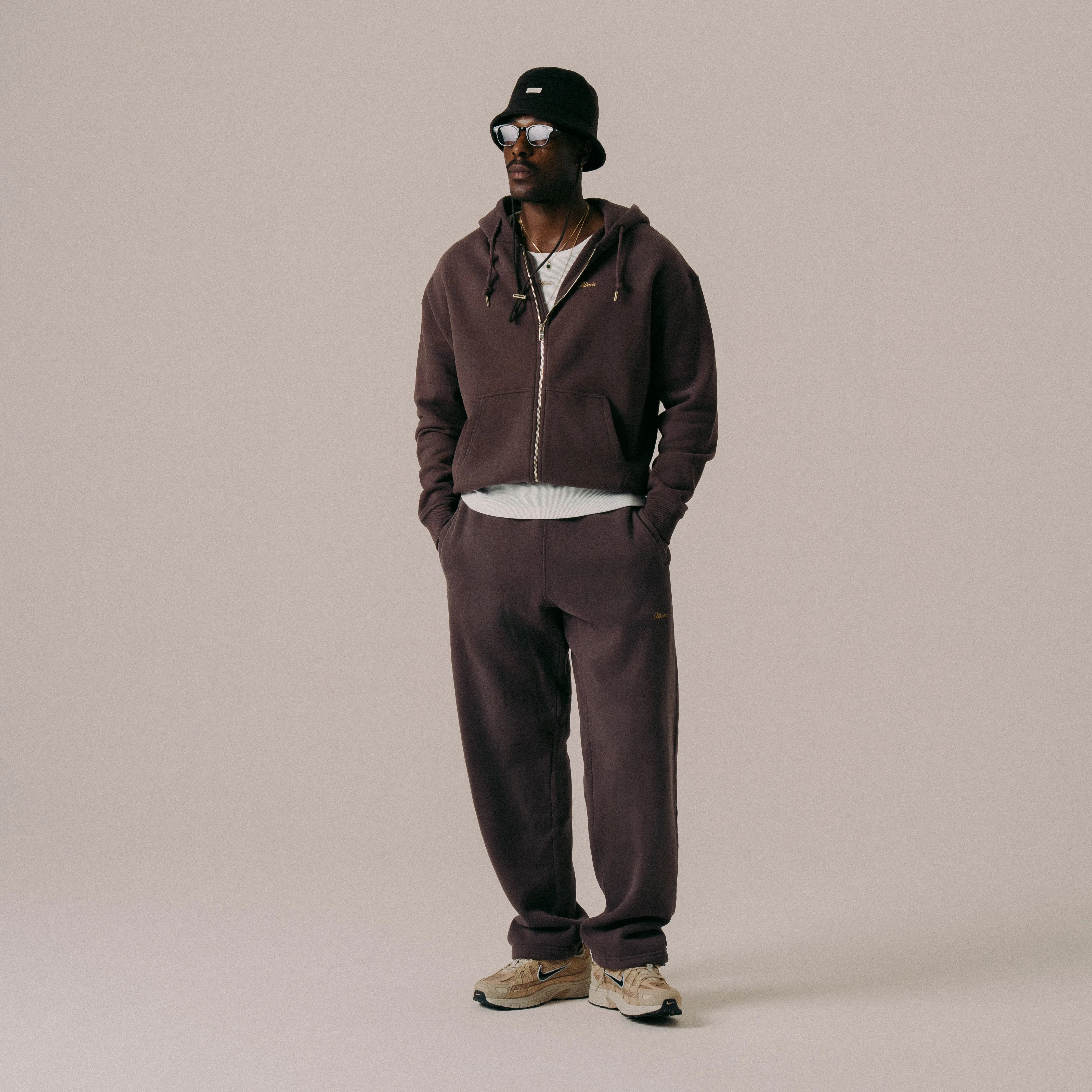 BLKVIS SCRIPT ZIP-HOODY - RAISIN sold by BLKVIS product image thumbnail 3