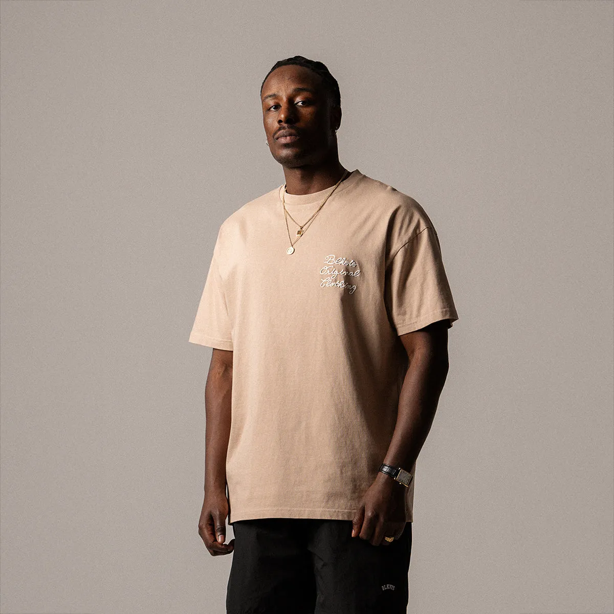 BLKVIS PRIMAVERA TEE - HUMUS sold by BLKVIS product image thumbnail 2