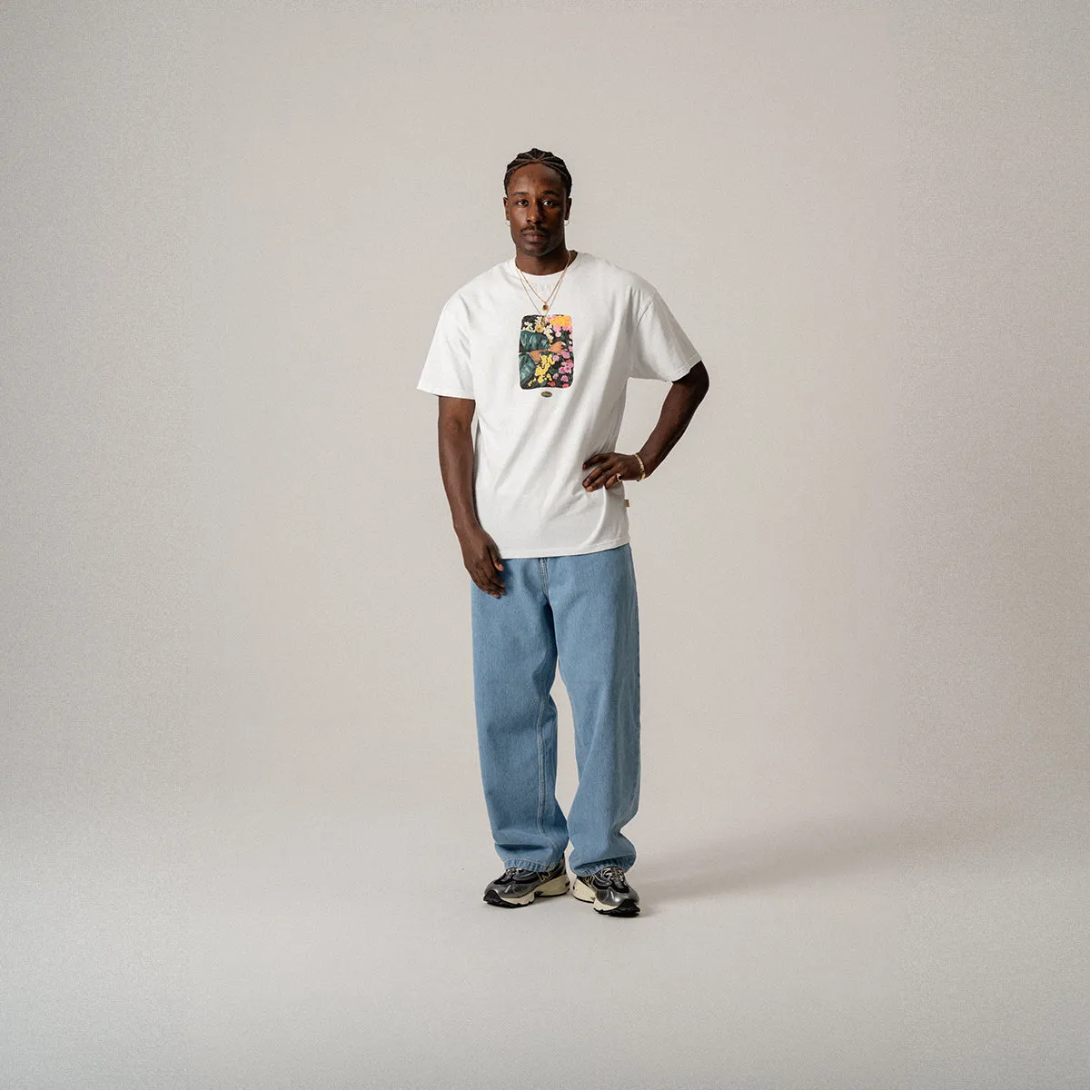 BLKVIS DAYDATE TEE - WHITE sold by BLKVIS product image thumbnail 3