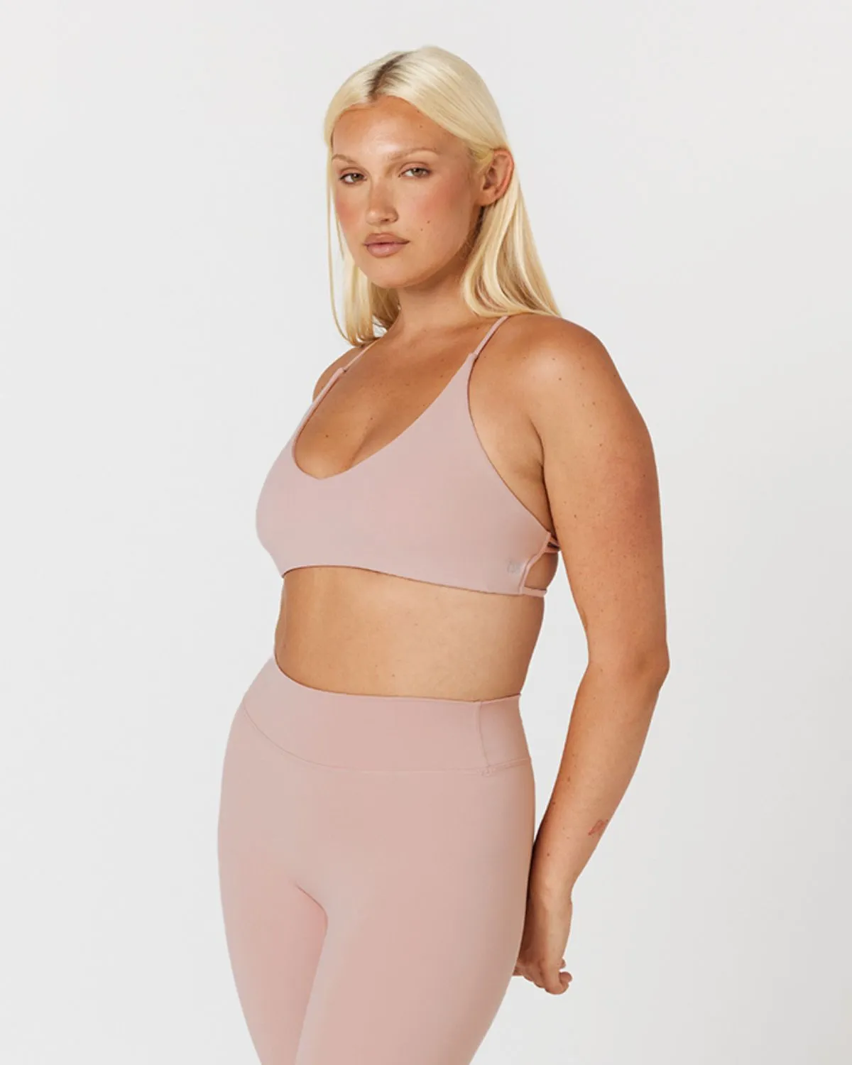 Form Hailey Crop | Dusty Pink sold by CSB product image thumbnail 4
