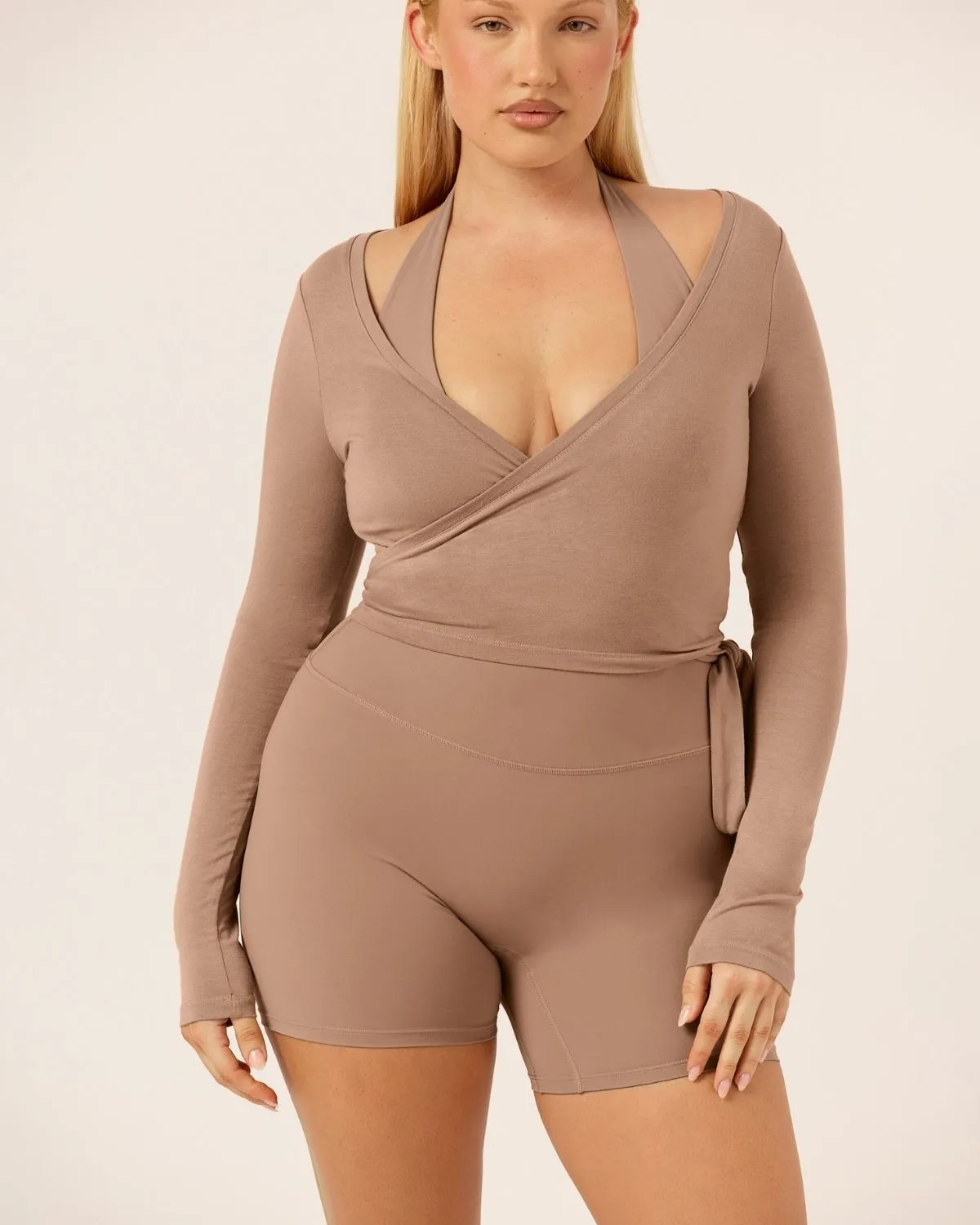 Freedom Scrunch Shorts 6" | Toffee sold by CSB product image thumbnail 4