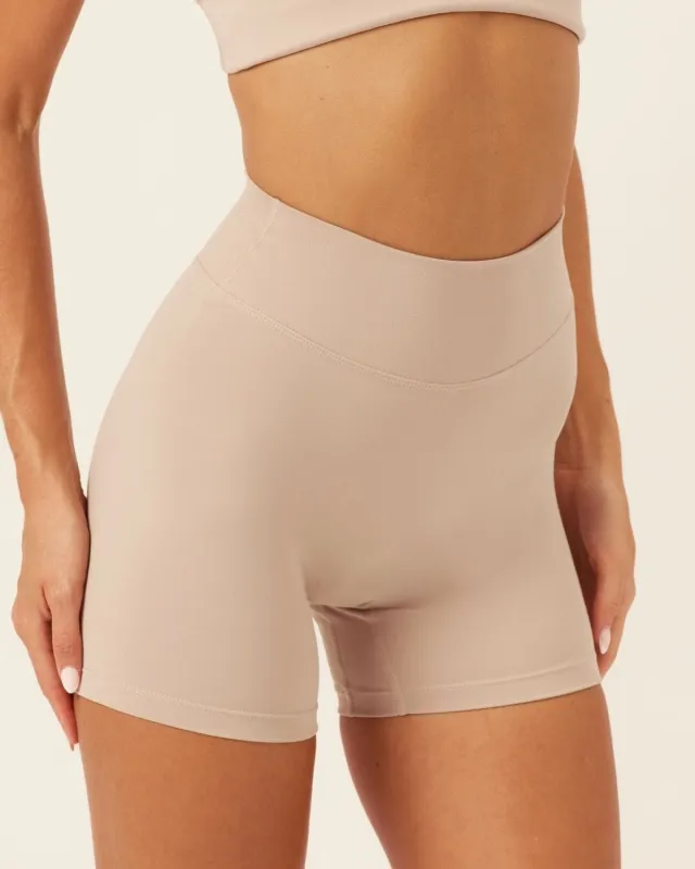 Form Invisible Scrunch Shorts 5" | Fawn sold by CSB