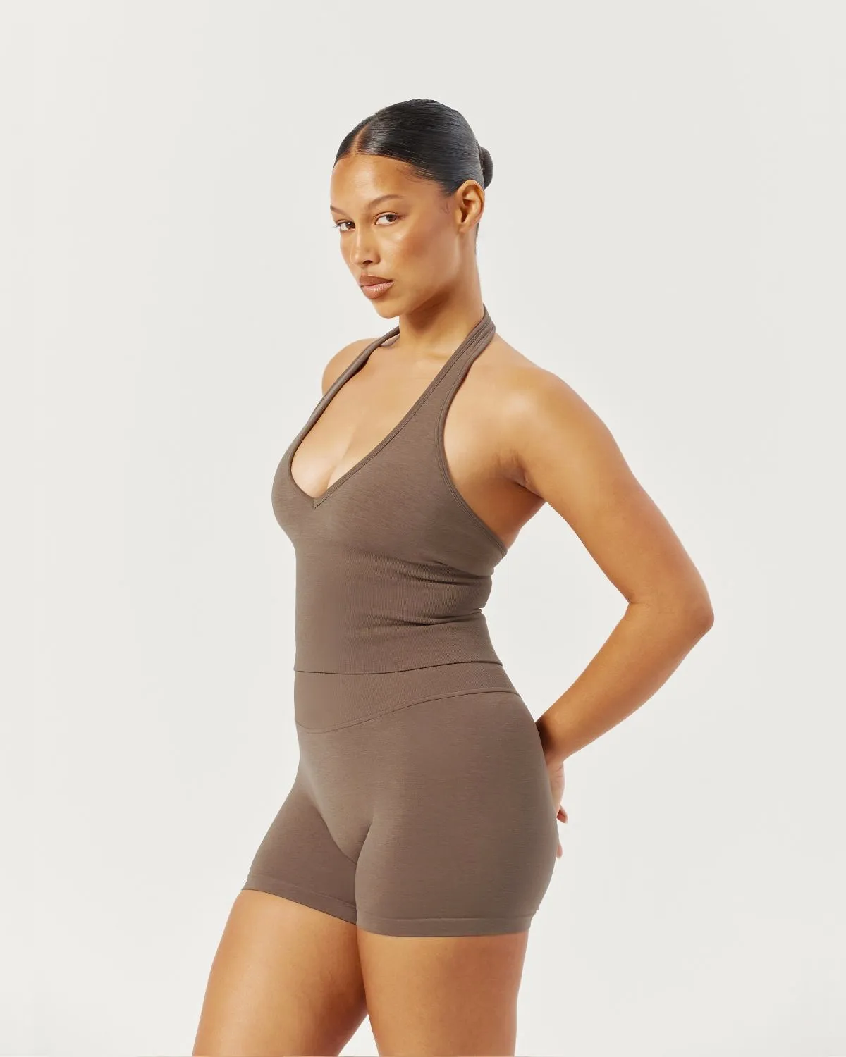 Seamless Invisible Scrunch Shorts 4" | Chocolate Chip sold by CSB product image thumbnail 2